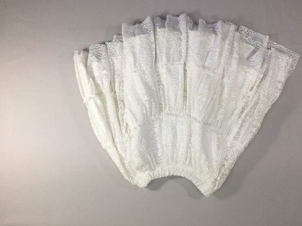 Jupe blanche dentelle doublée