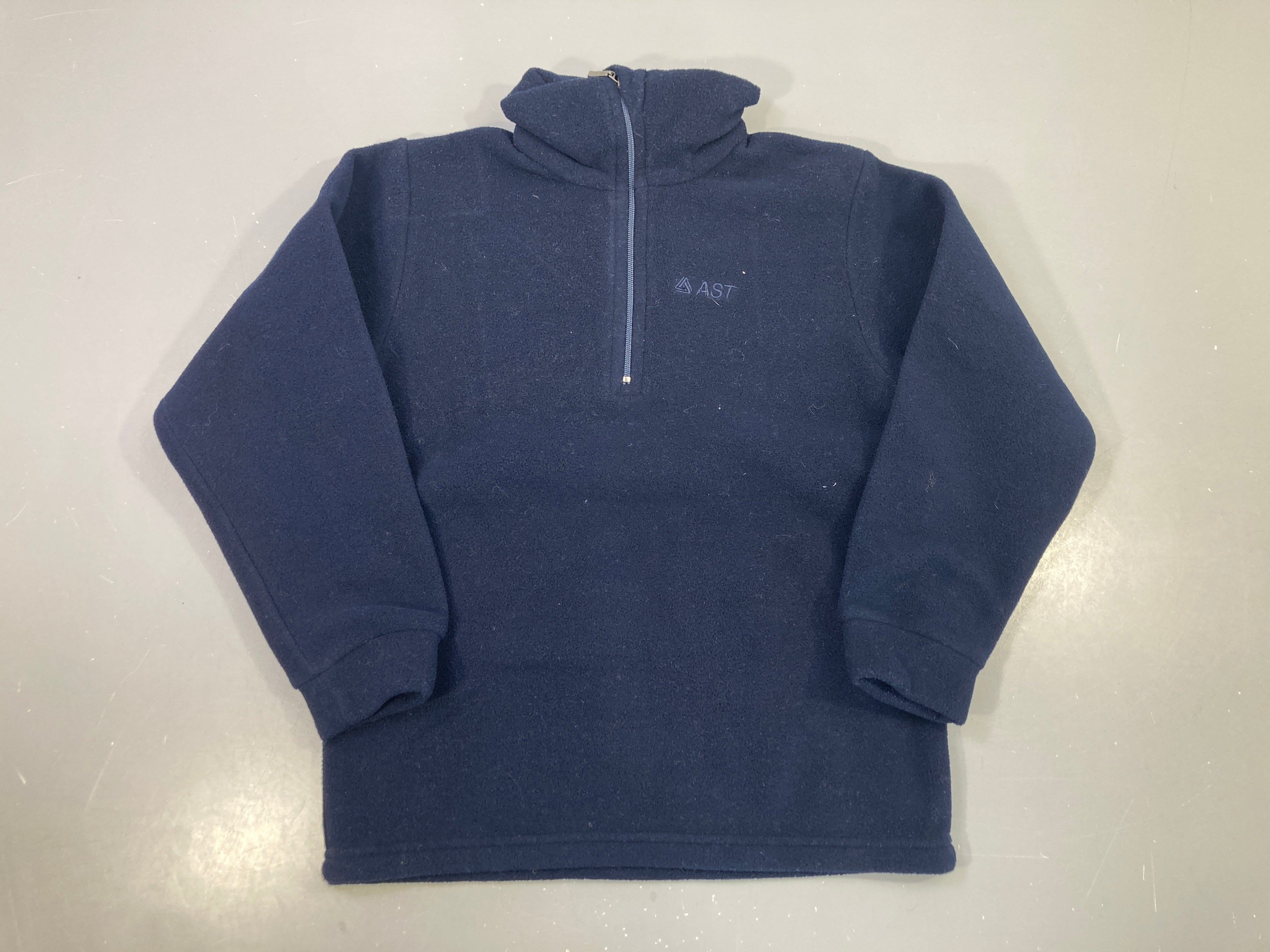 Polaire bleu marine, AST, Astrolabio