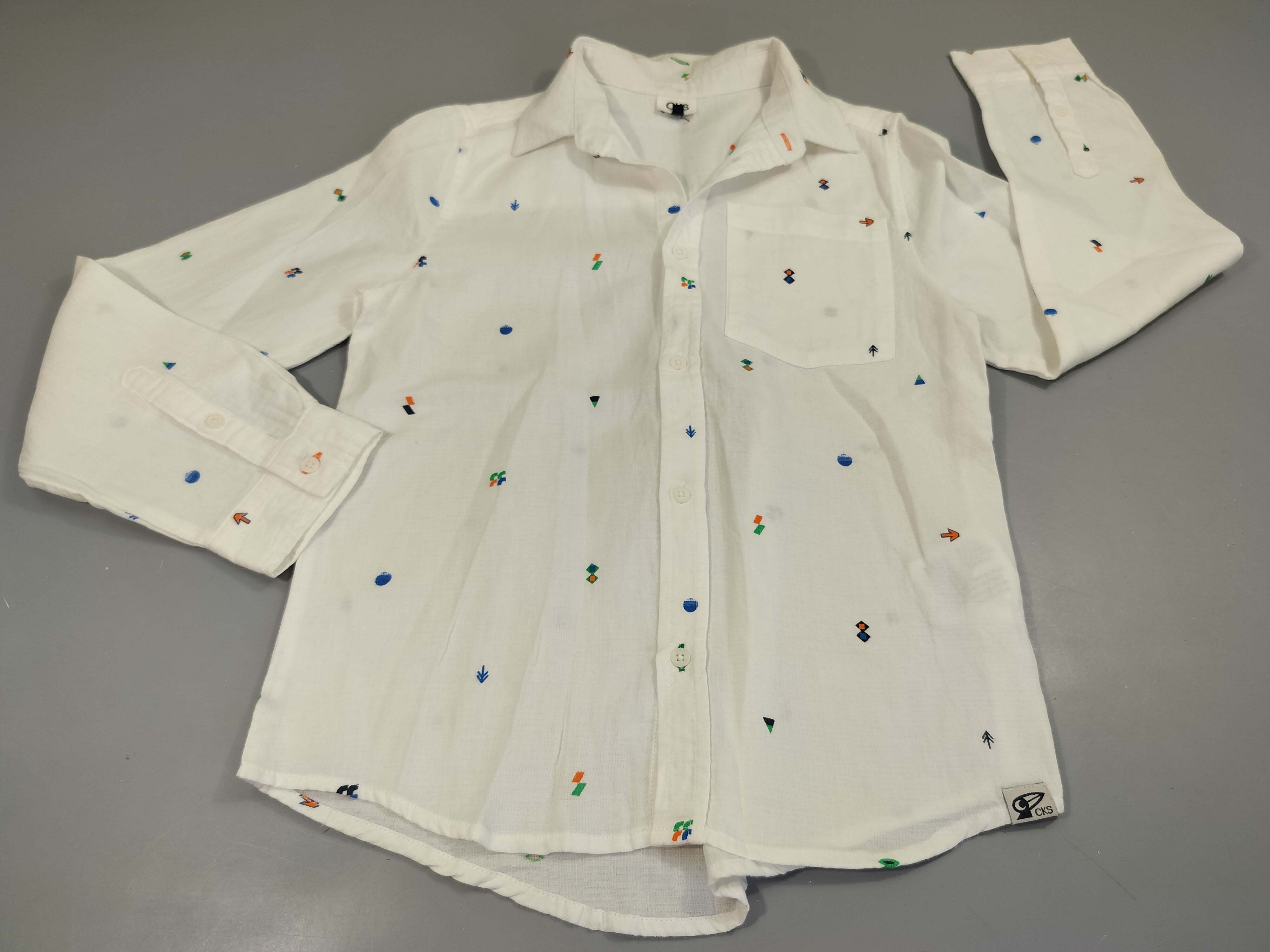 Chemise m.l blanc  à motifs colorés