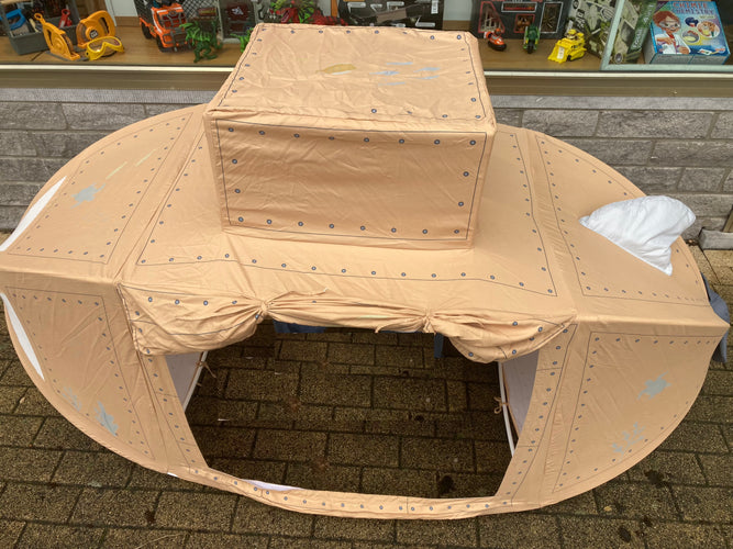 Tente de jeu sous-marin, 80€ neuf, moins cher chez Petit Kiwi