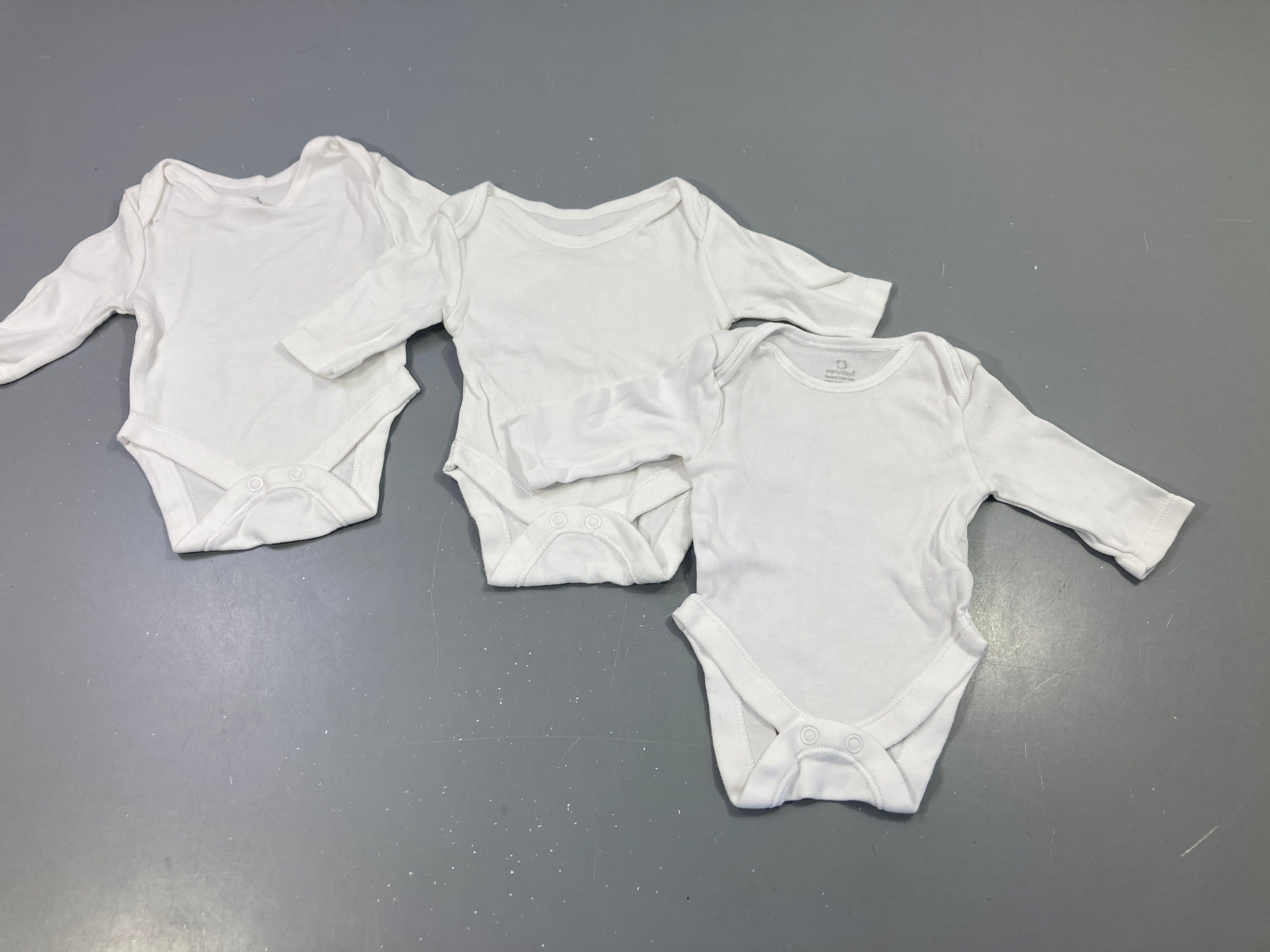 Lot de 3 bodies m.l blancs unis