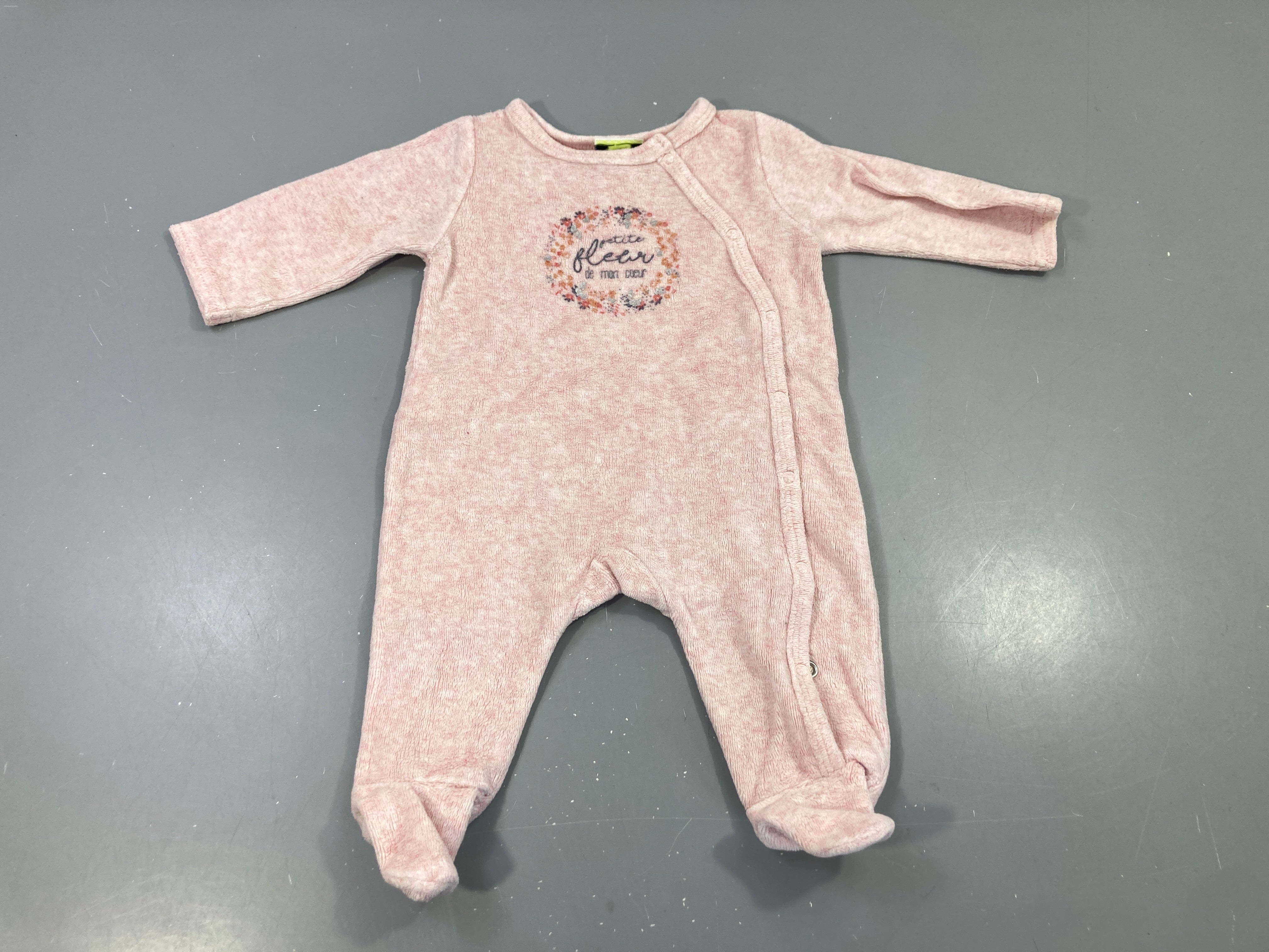 Pyjama velours rose chiné brodé Petite fleur de mon cœur