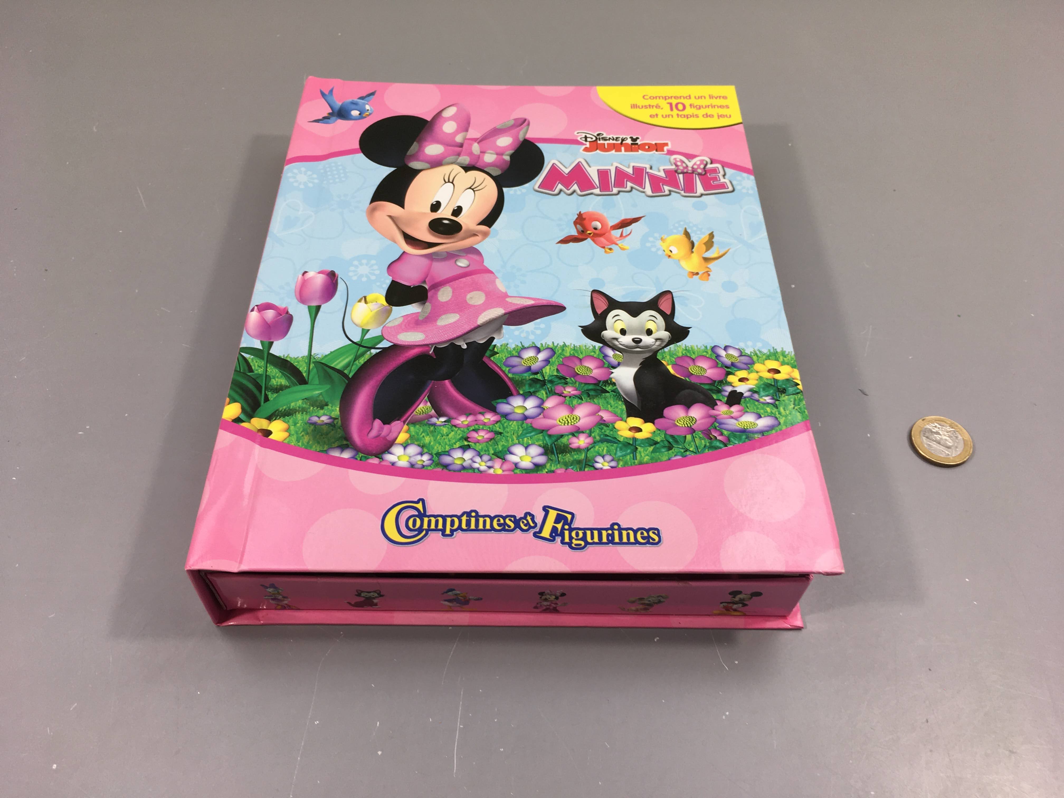 Livre Minnie comptinnes et figurines + poster + figurines