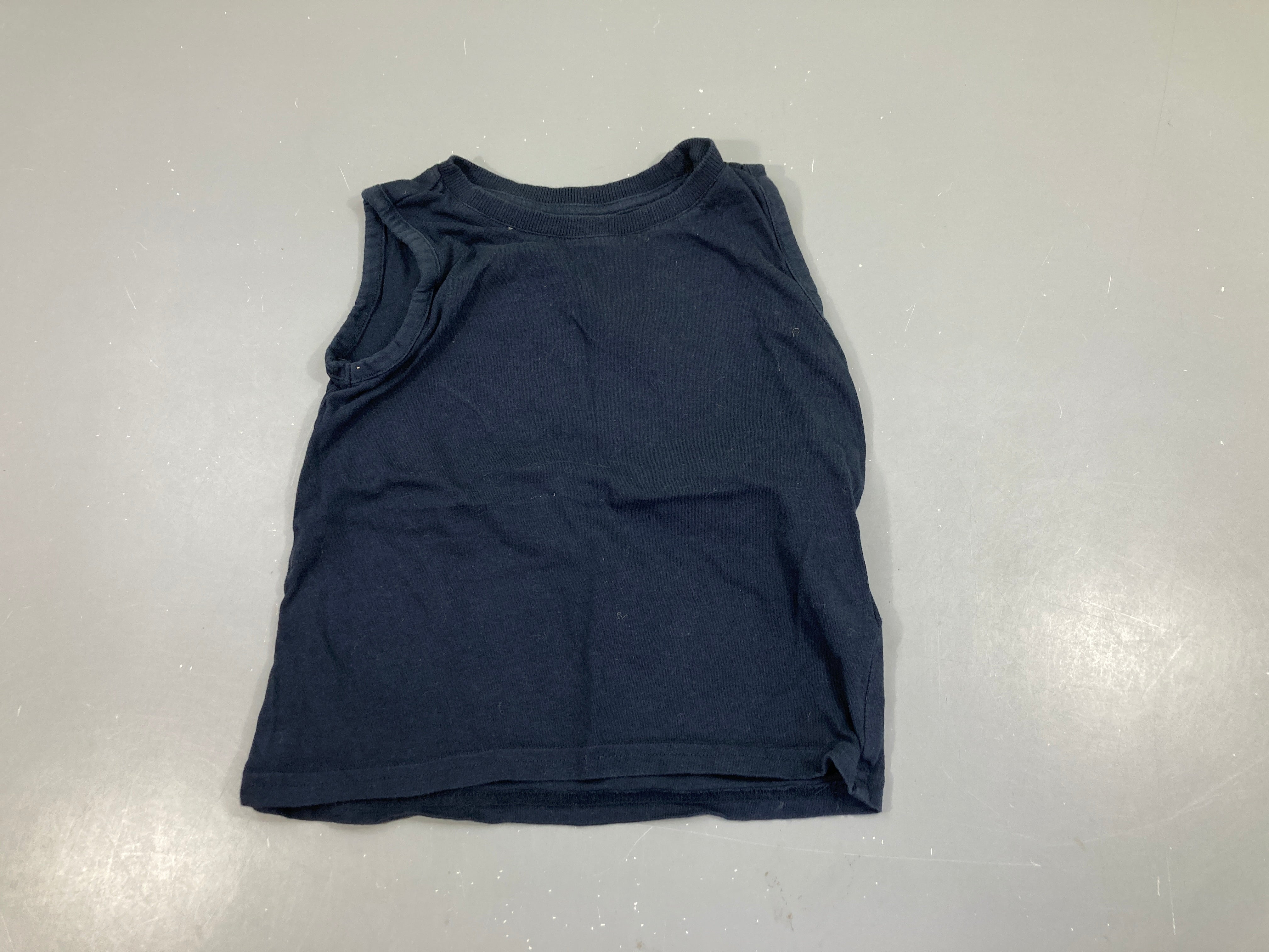 Débardeur bleu foncé