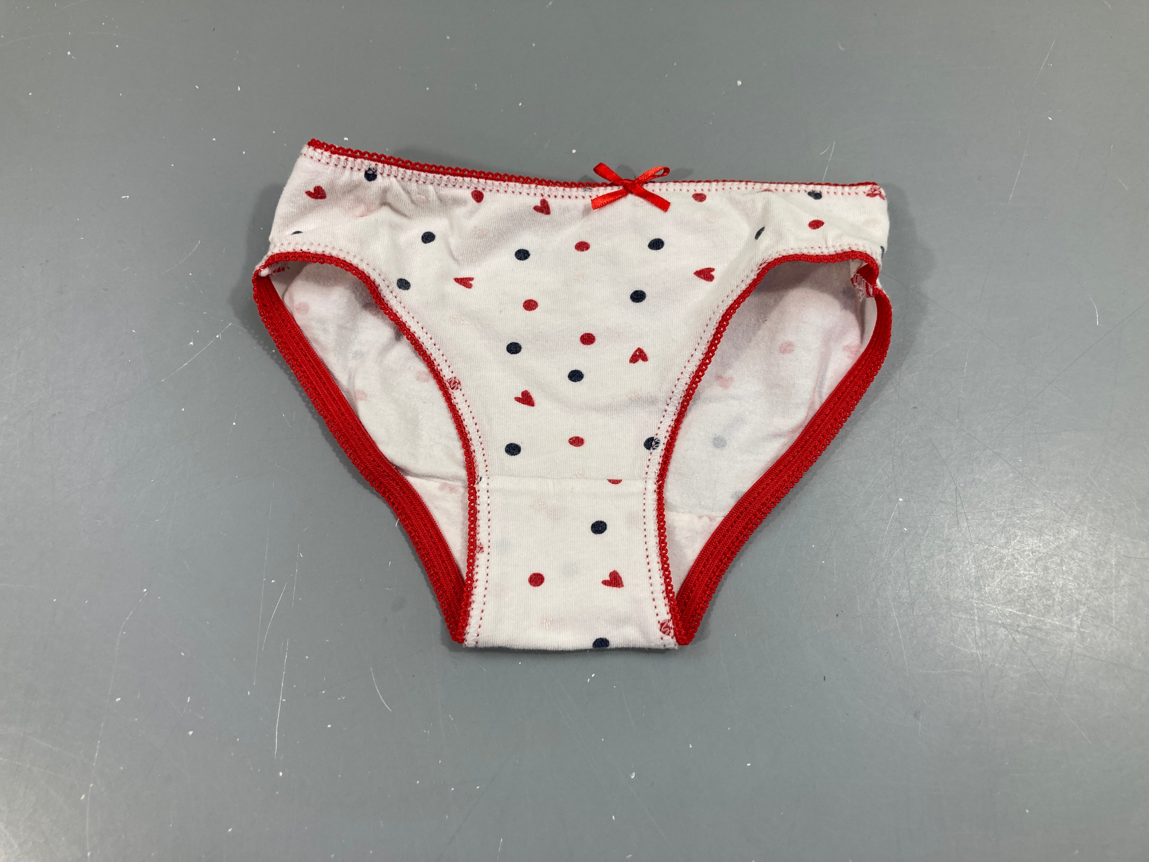 Culotte blanc/rouge petits coeurs