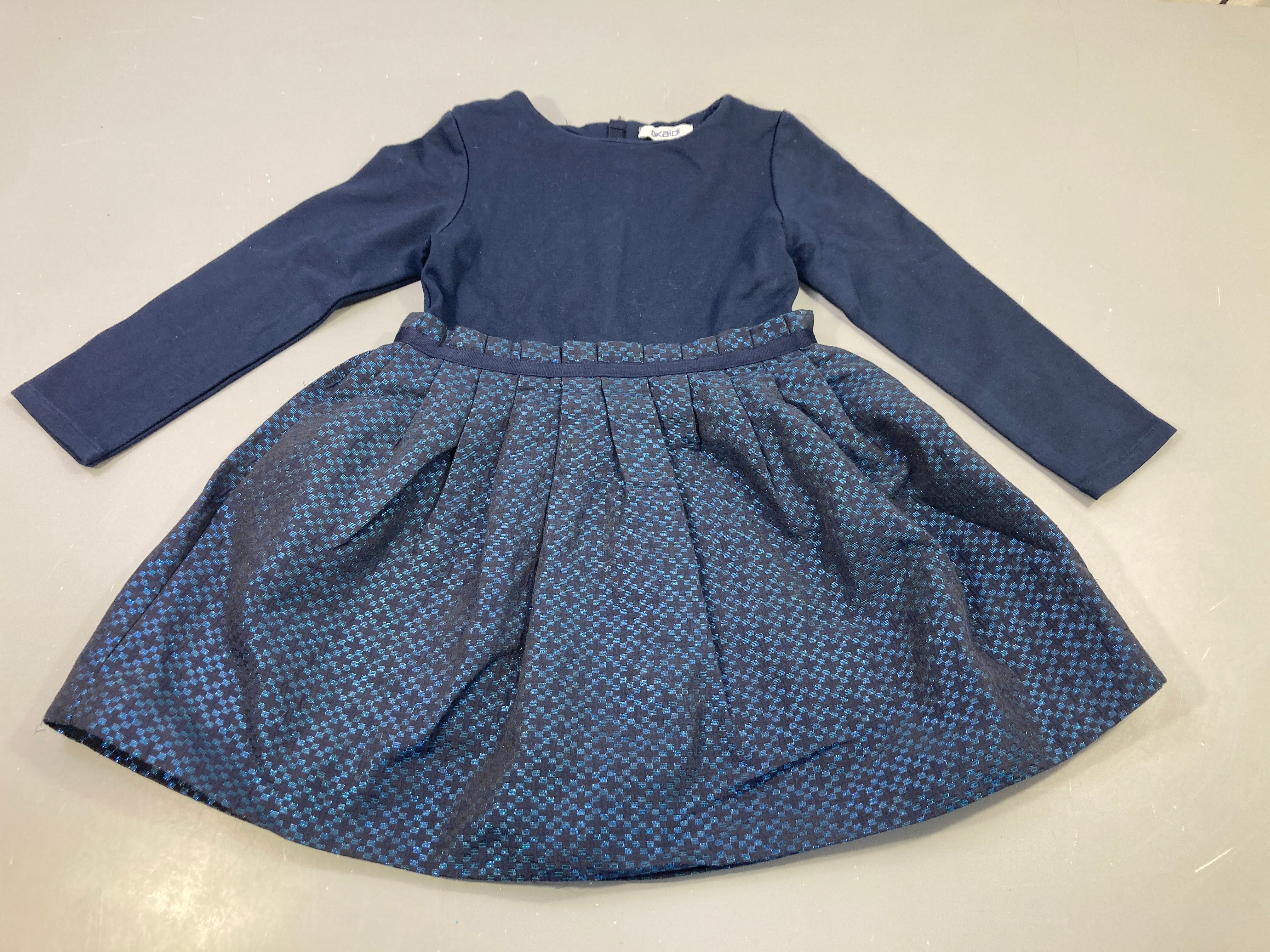 Robe m.l bi-mat bleu marine jupe irisés