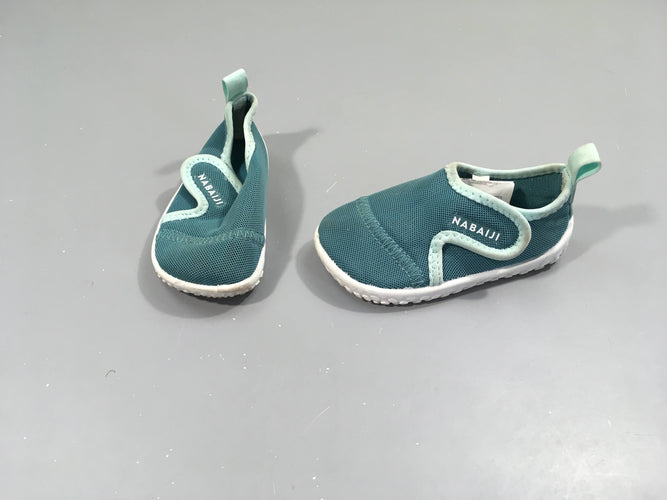 Chaussures d'eau vertes, Nabaiji. 22-23, moins cher chez Petit Kiwi
