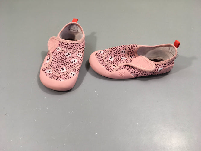 Chaussons antidérapant et respirant, 25, moins cher chez Petit Kiwi