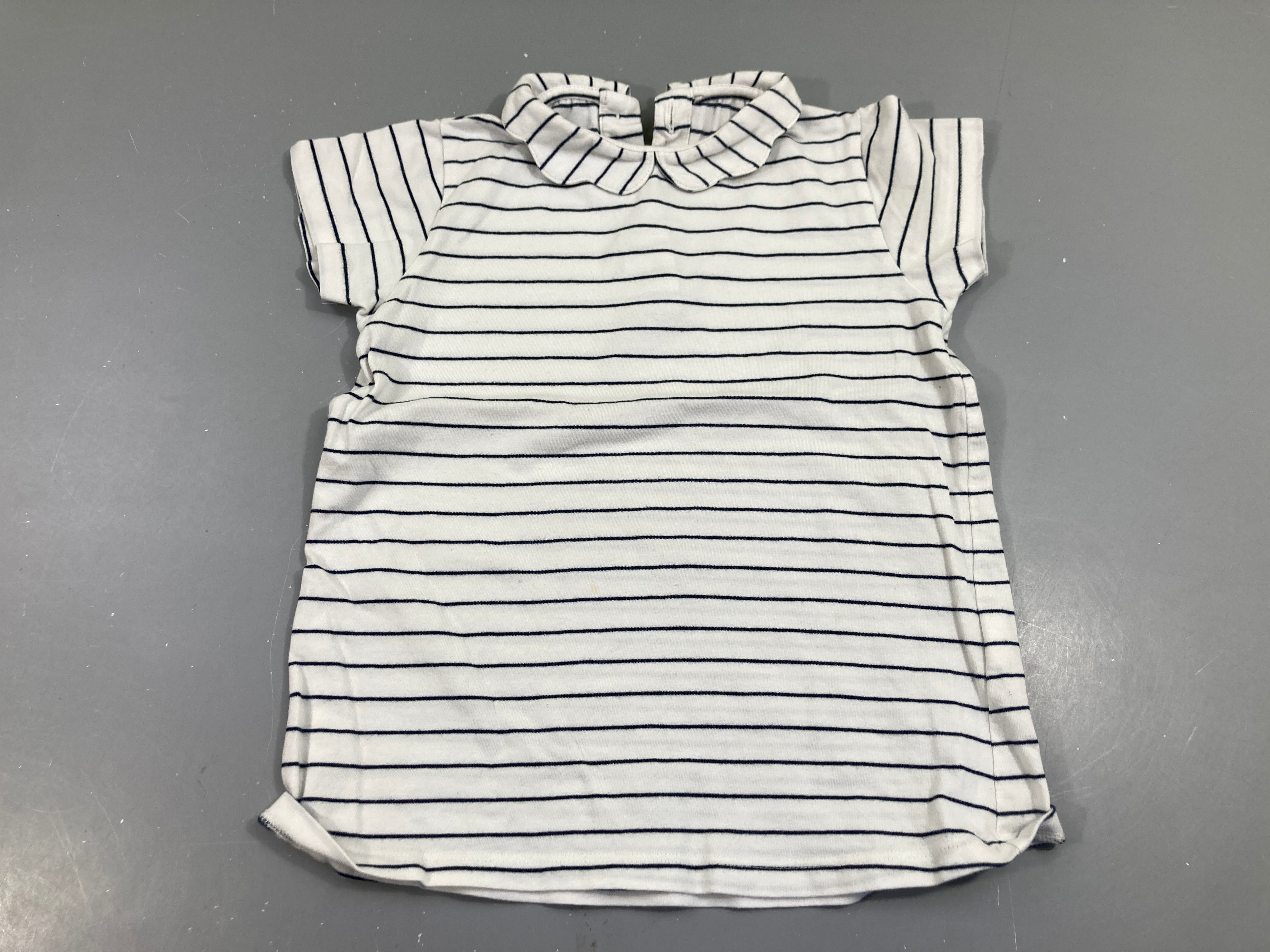 T-shirt m.c blanc rayures bleues col claudine , taille estimée