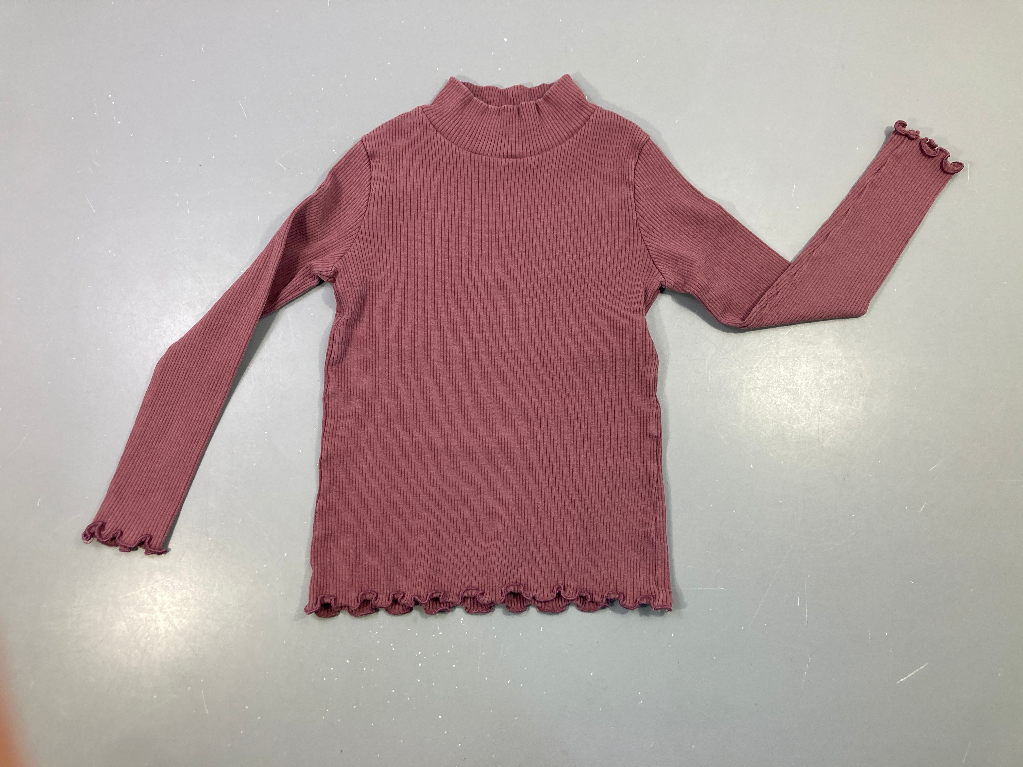 T-shirt m.l col montant rose mauve côtelé