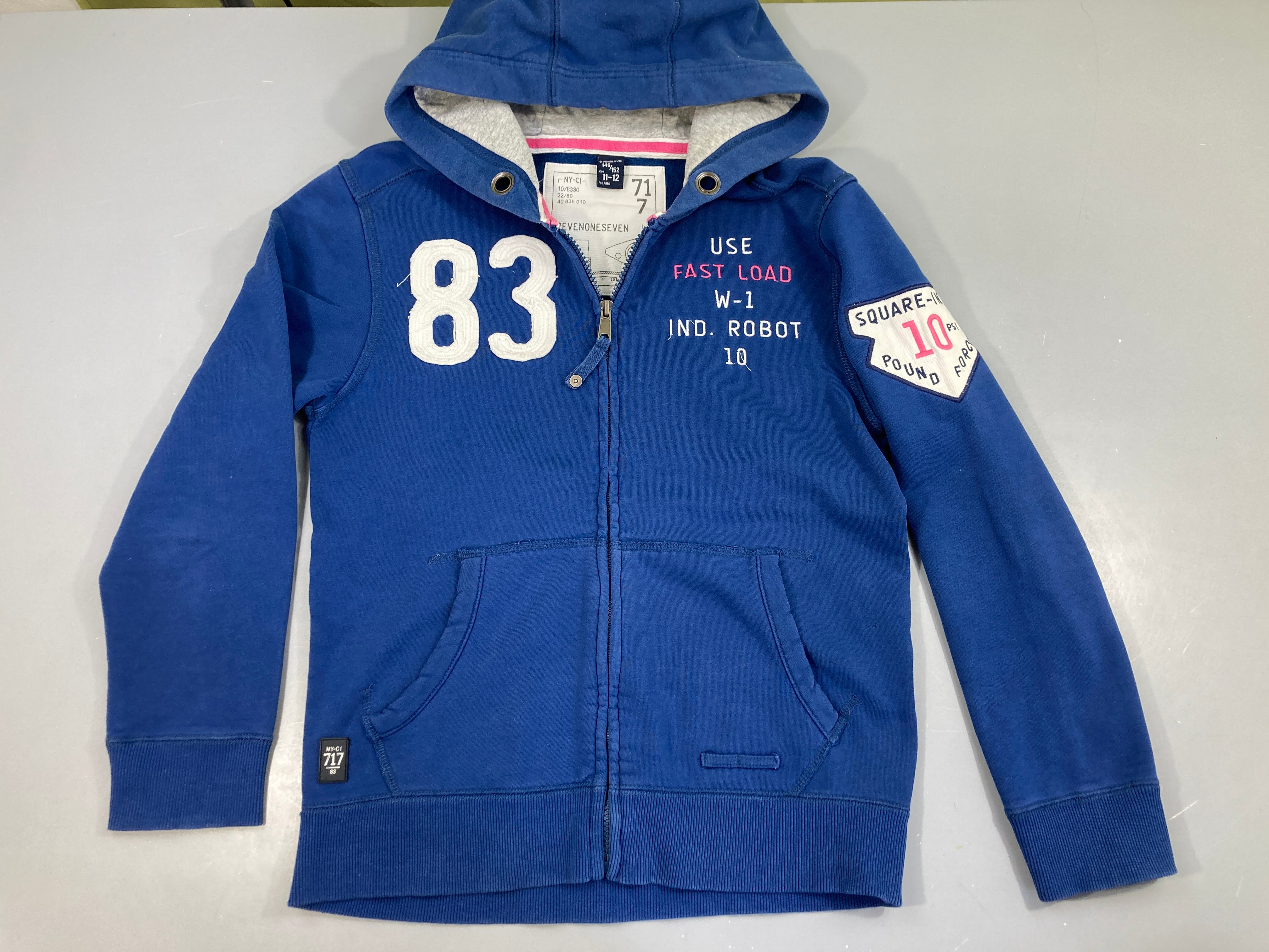 Sweat zippé à capuche bleu 83