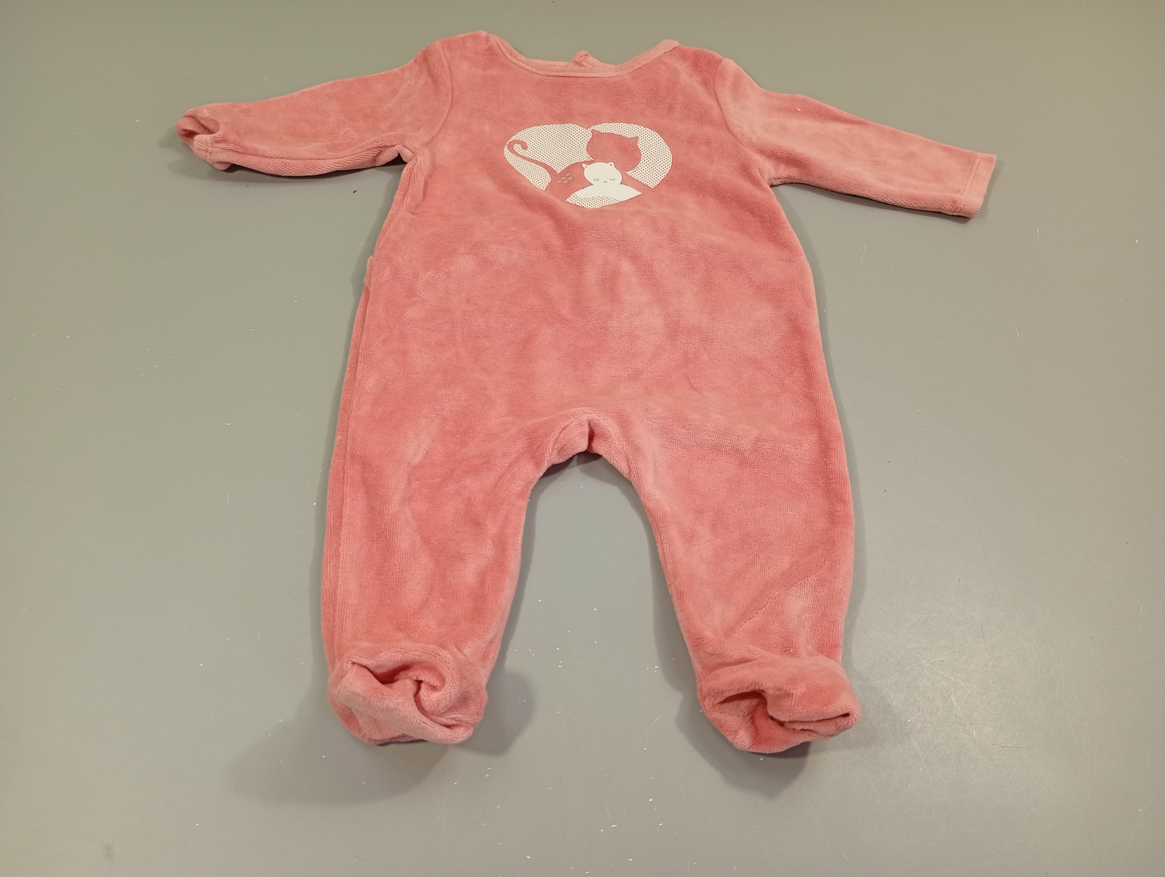 Pyjama velours rose, chats