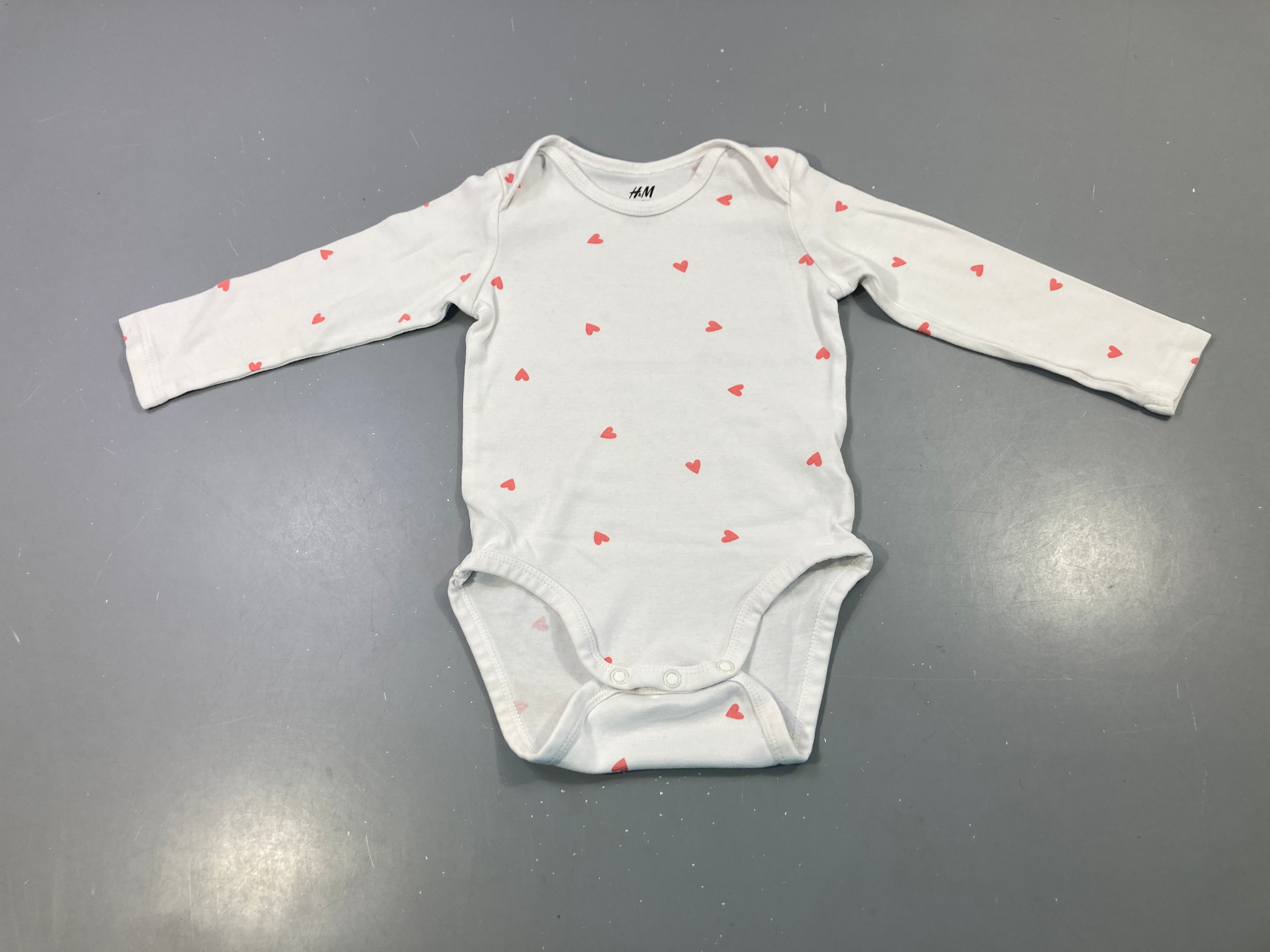 Body m.l blanc cœurs rouges