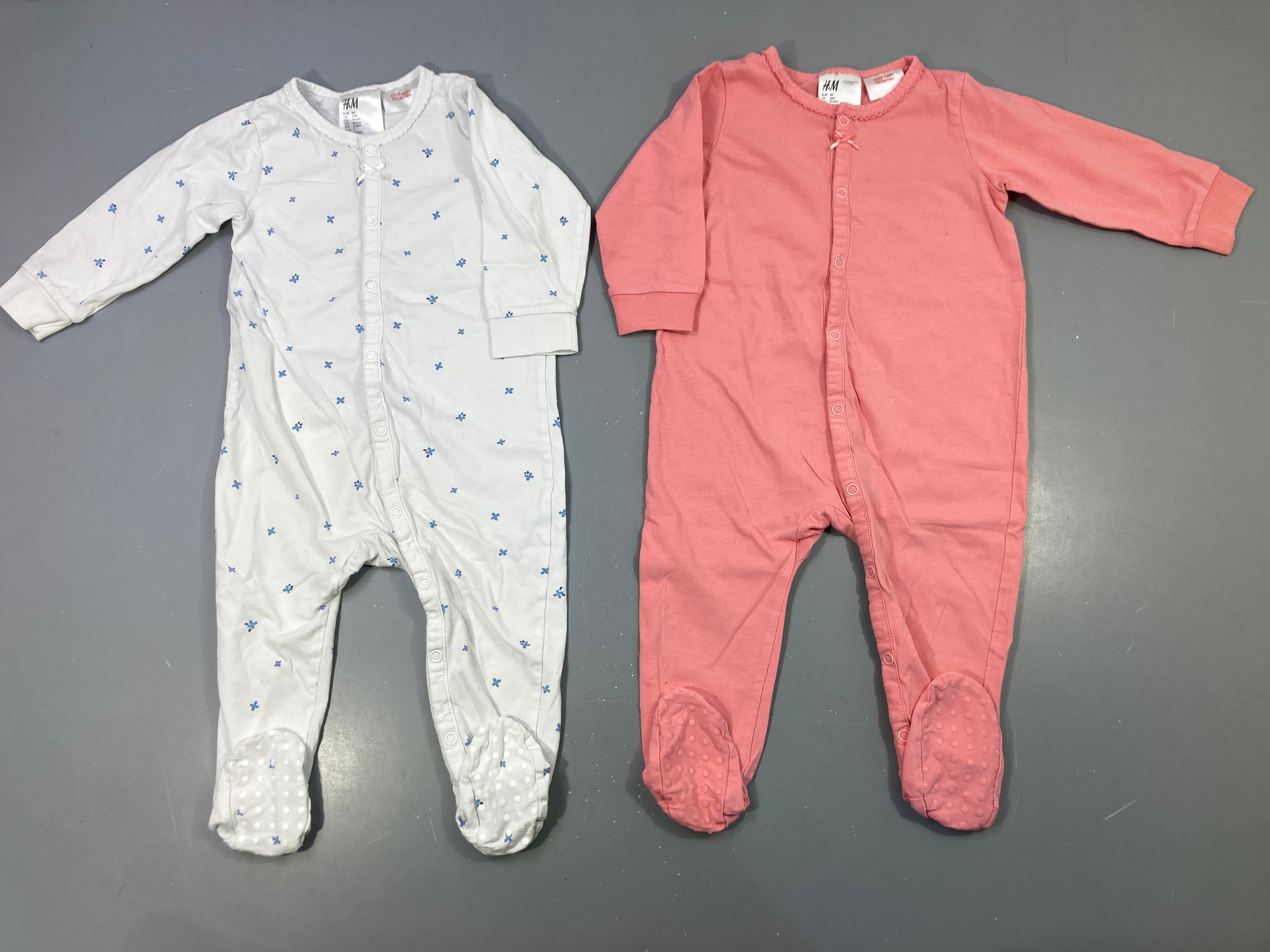 Pyjama jersey fleuri blanc et uni corail, lot de 2