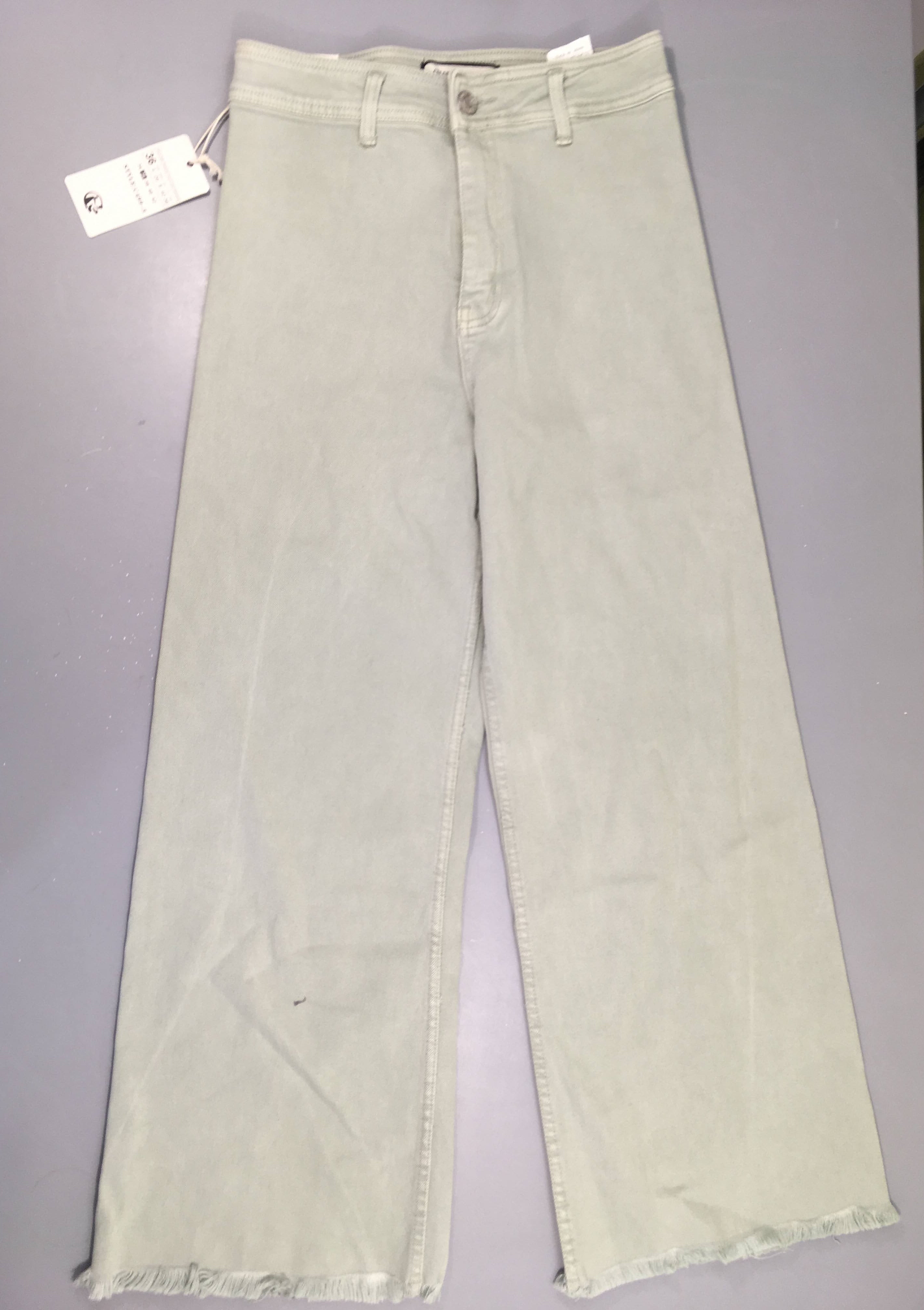 Neuf-Pantalon kaki clair Wide Leg Cropped effet effiloché !! petite tache avant bas droit 36 EROS