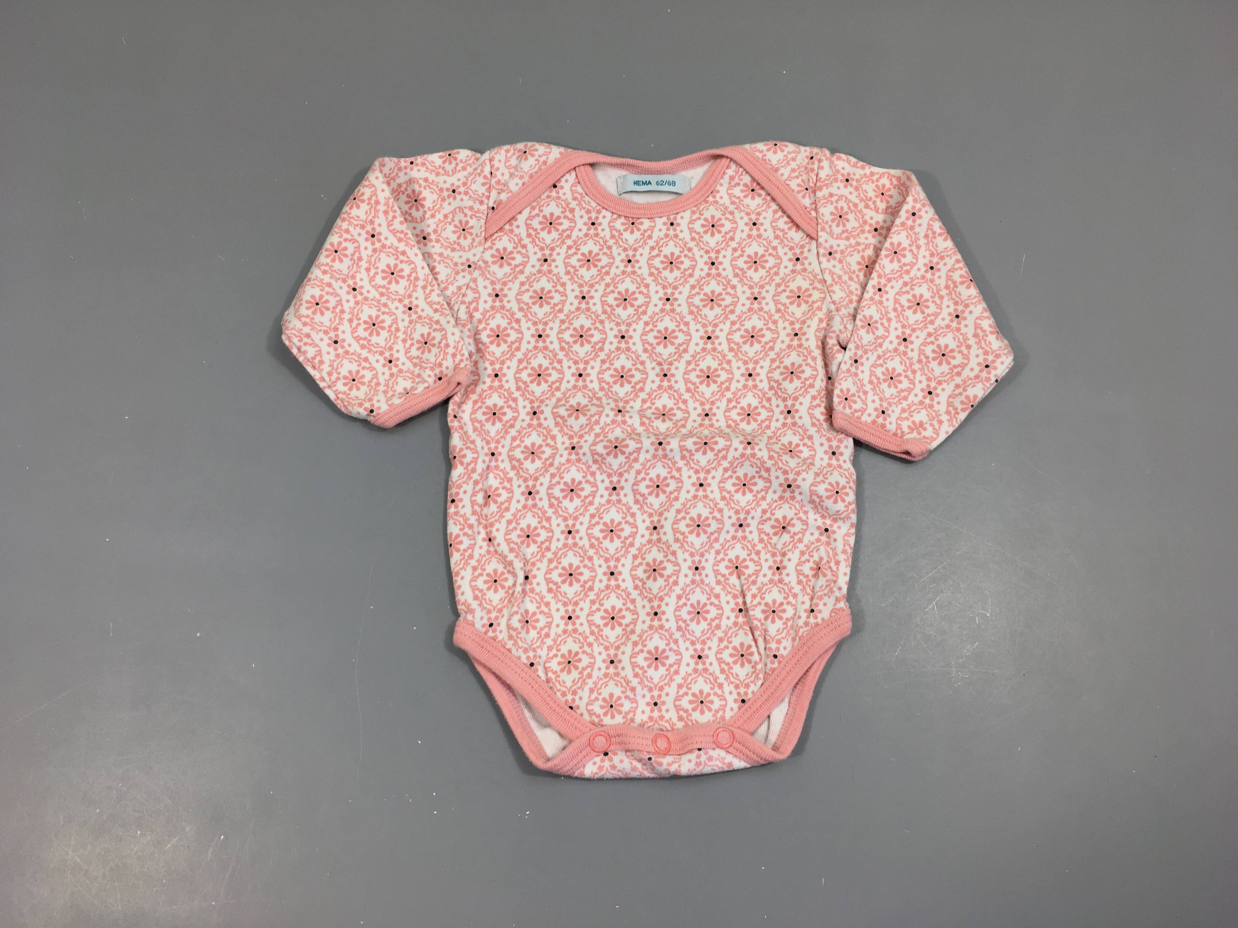 Body m.l blanc motifs roses, légèrement bouloché