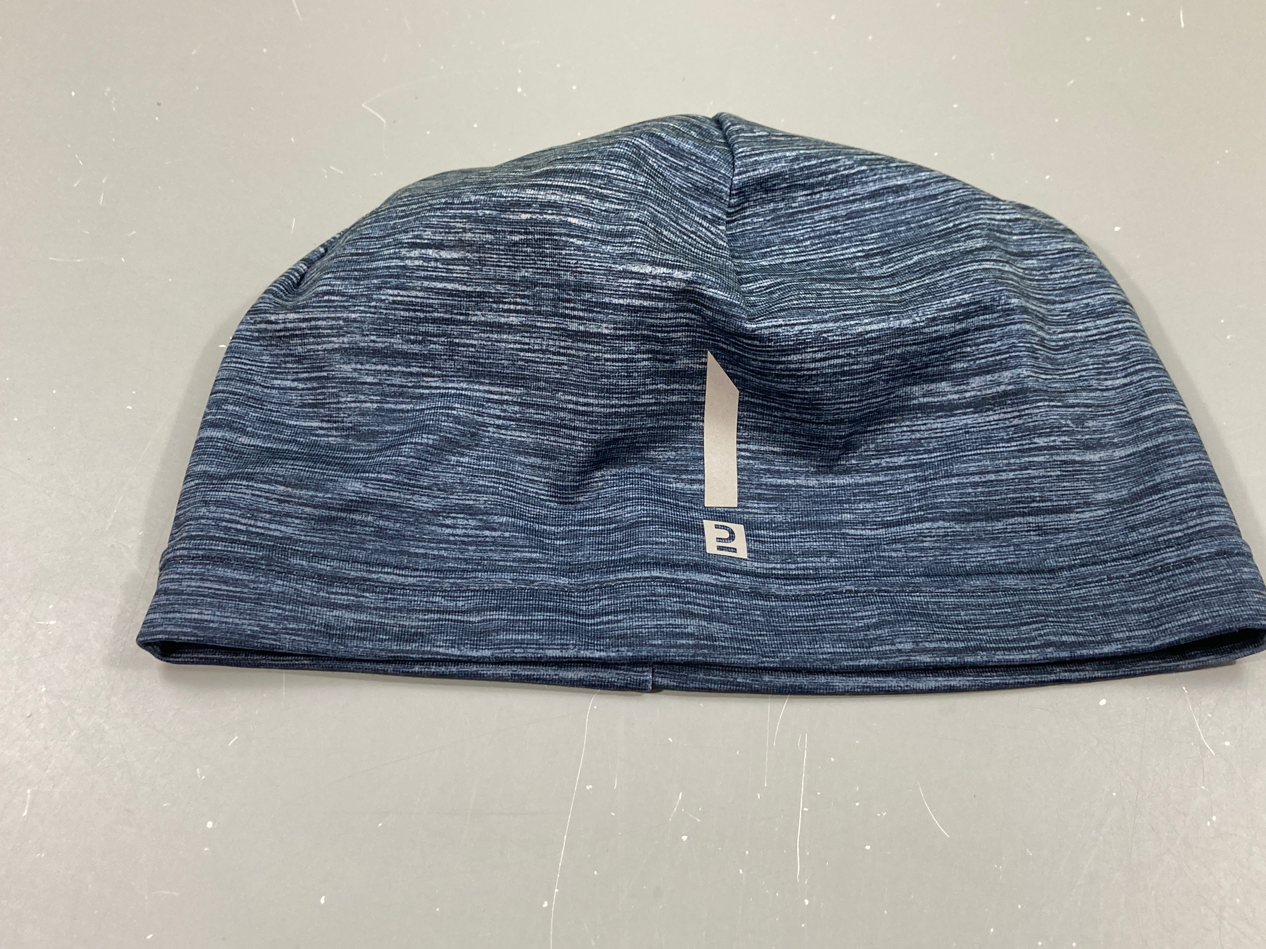 Bonnet léger bleu chiné gris