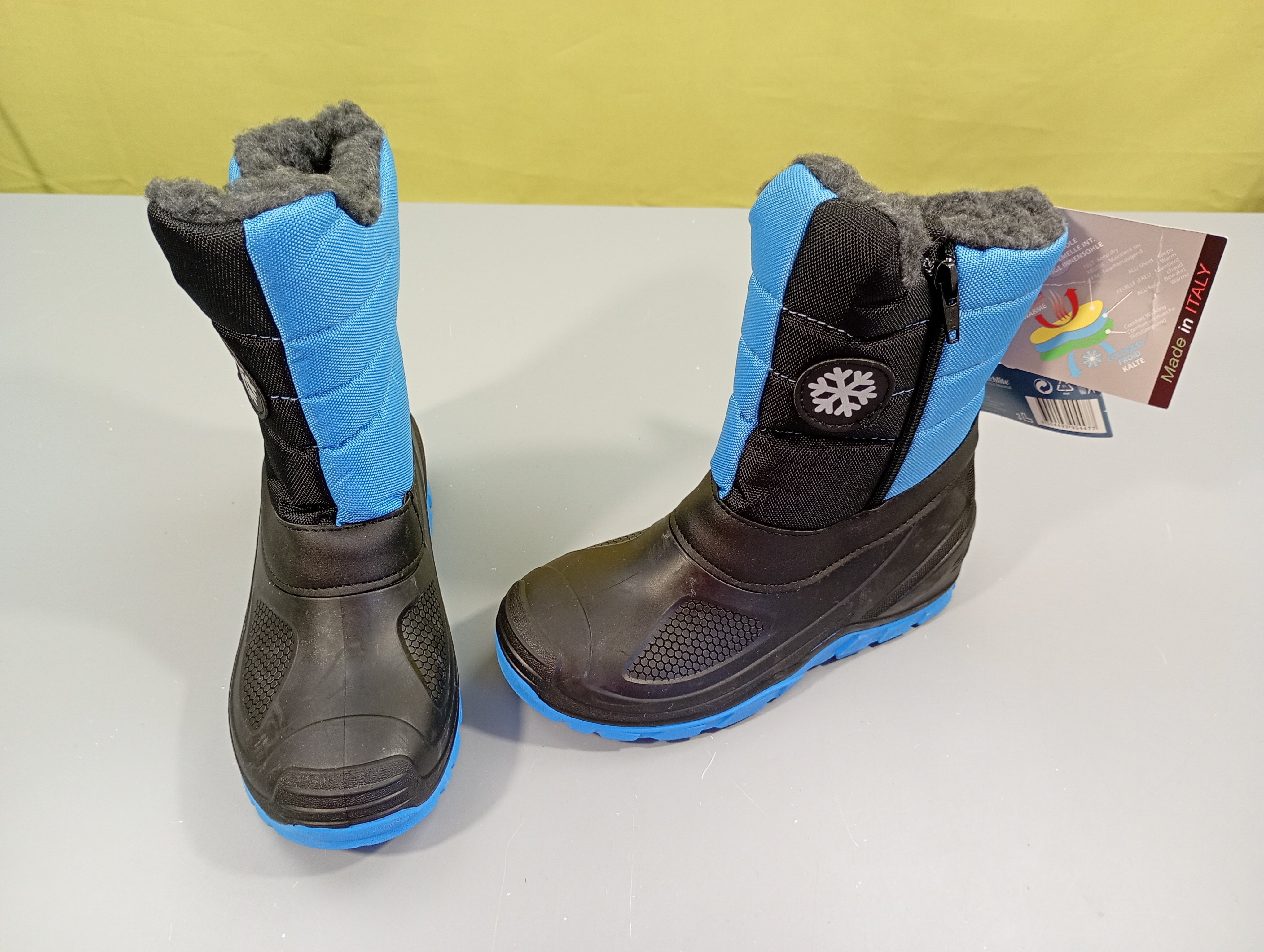 Neuves, bottes de neige fourées noir et bleu,  petit zip  - 32