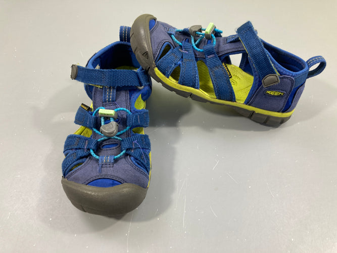 Sandales eau/rando bleues Keen Taille etimée, moins cher chez Petit Kiwi