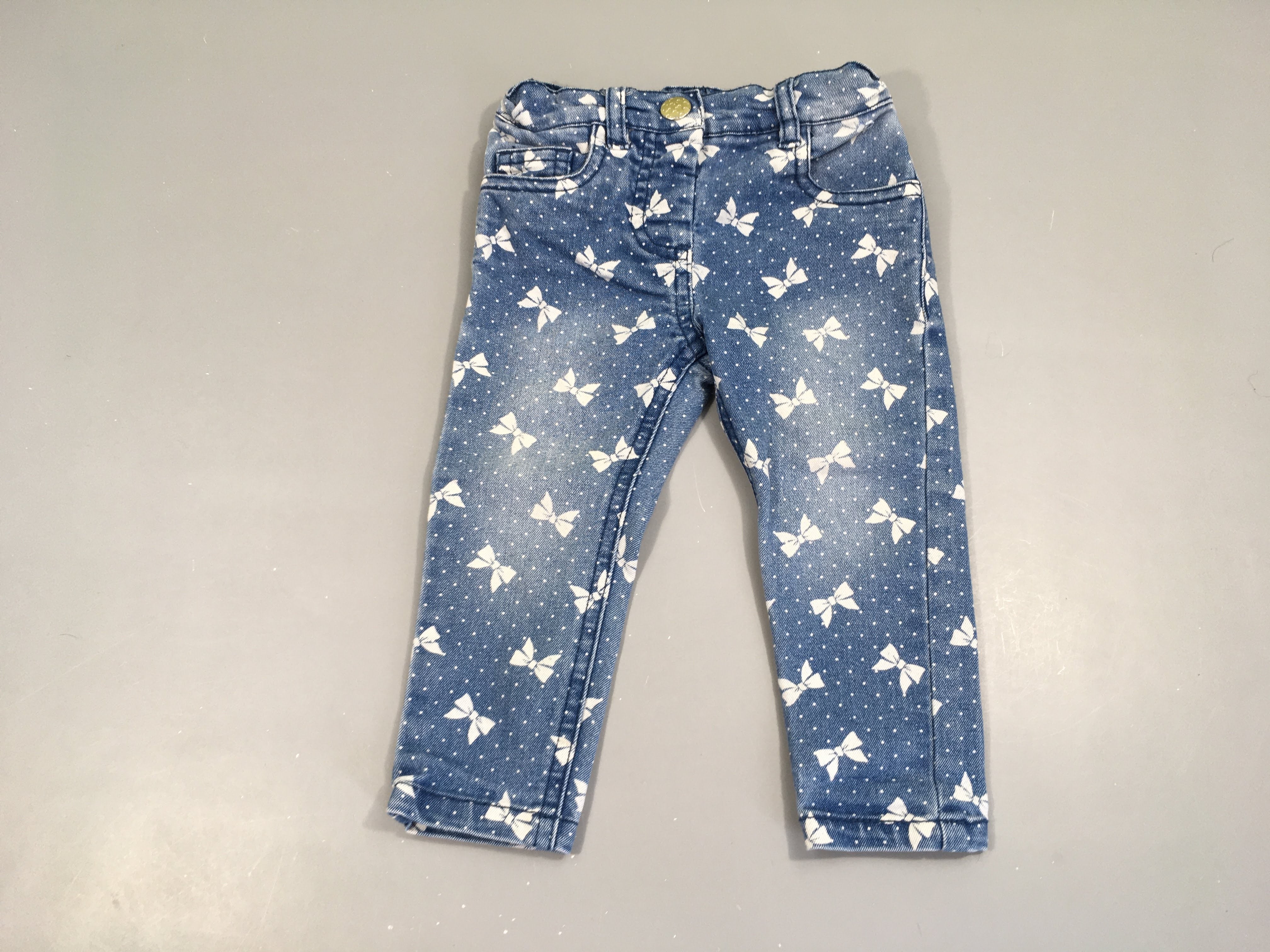Jeans pois noeuds