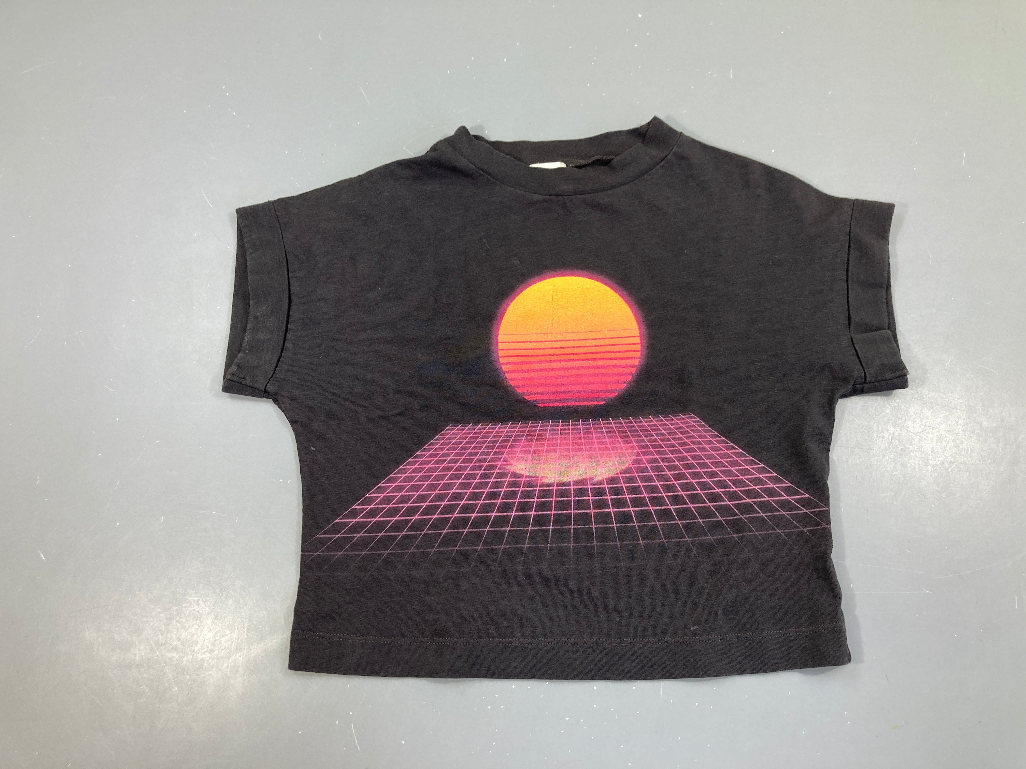T-shirt m.c court gris foncé flammé coucher de soleil