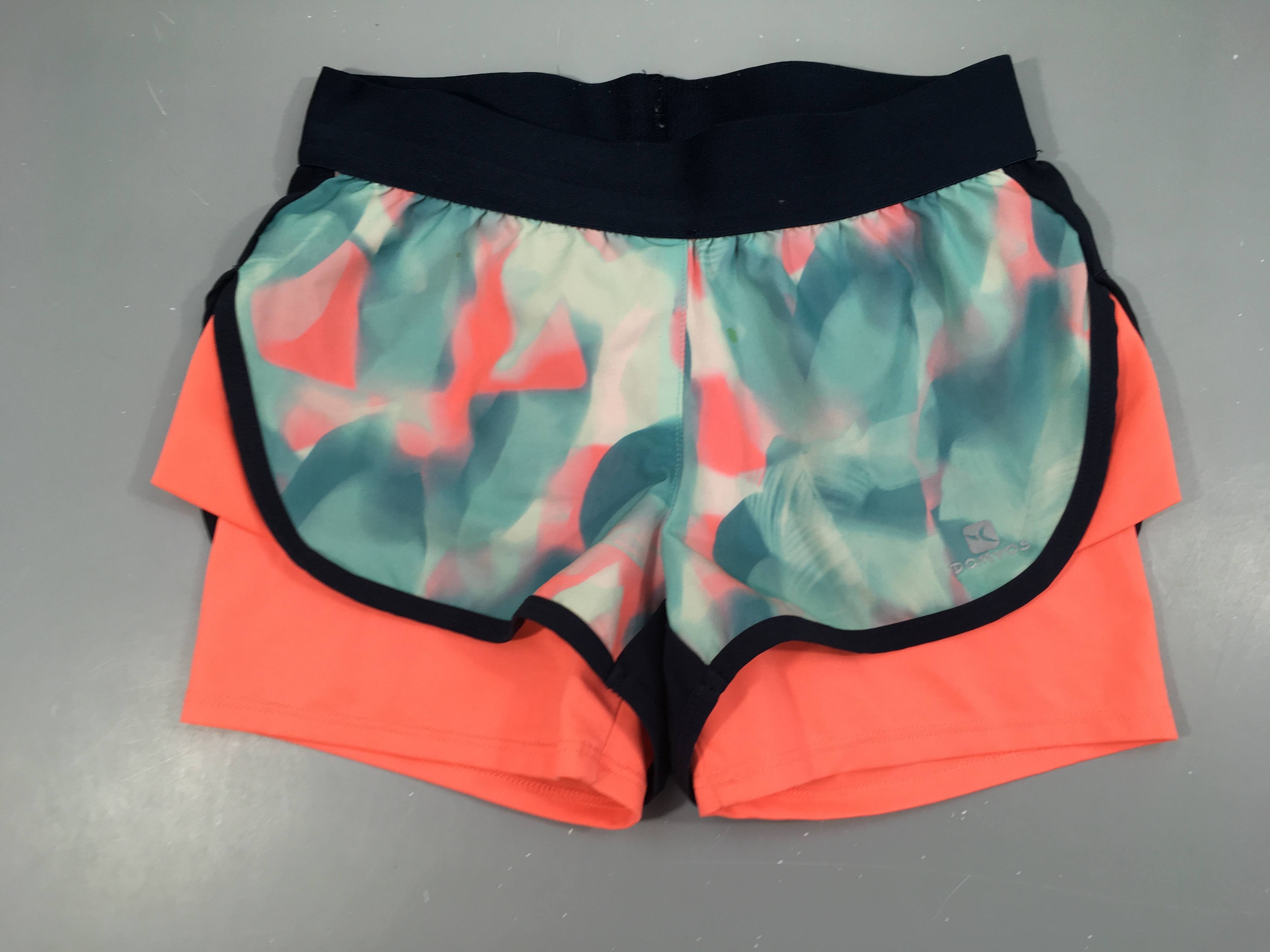 Short de sport bleu-corail-Petite tache avant