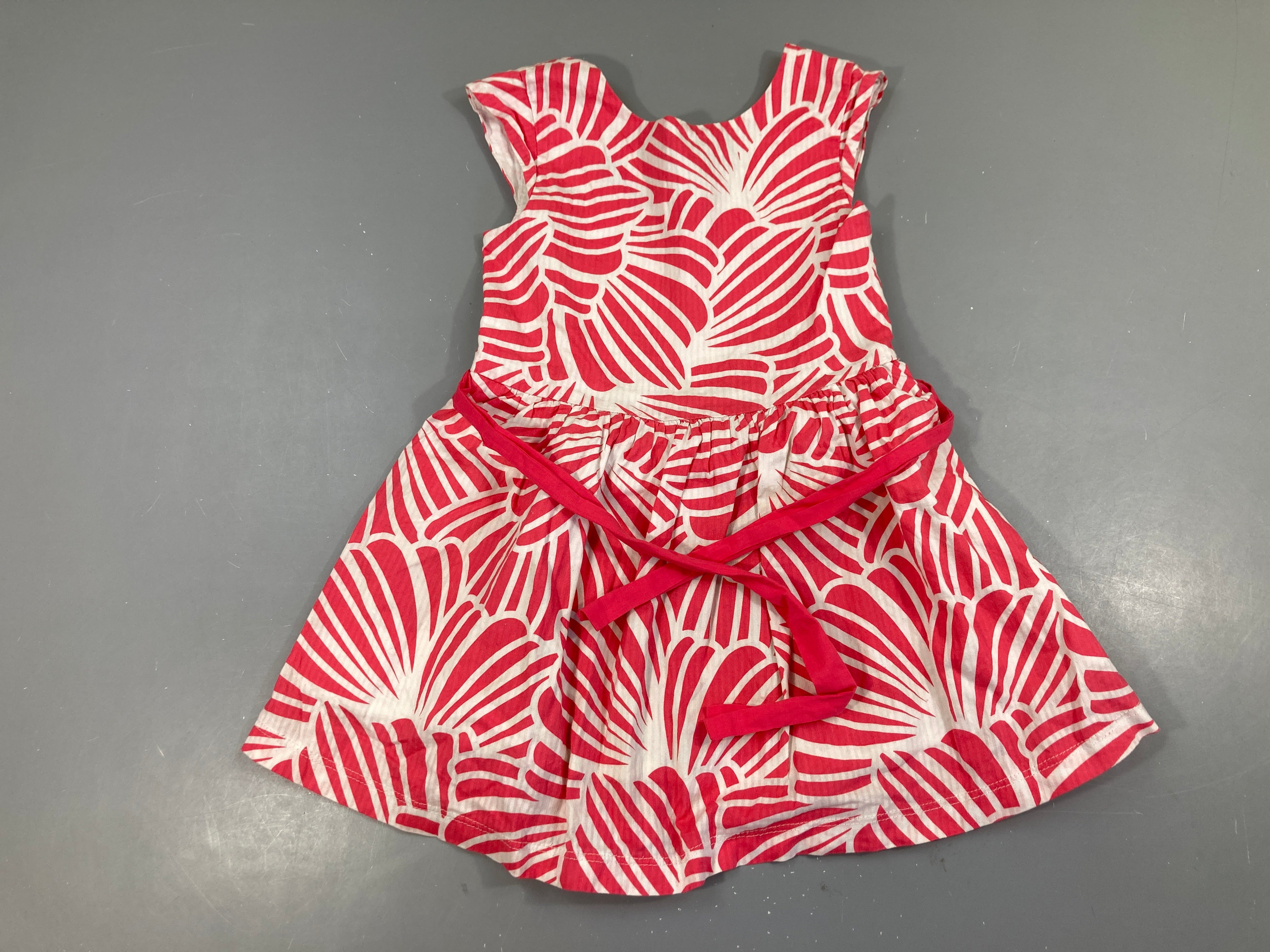 Robe m.c blanche motifs fleurs rose ceinture