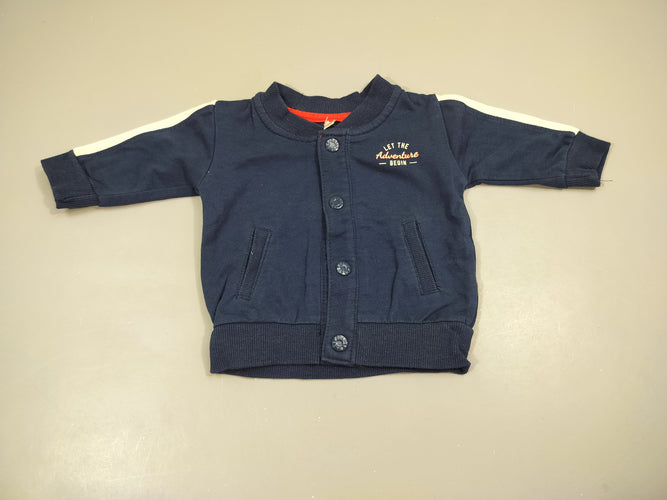 Gilet  bleu marine, bande blanche aux épaules  "Let the adventure begin", moins cher chez Petit Kiwi