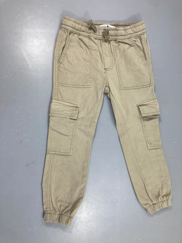 Pantalon cargo toile beige, moins cher chez Petit Kiwi