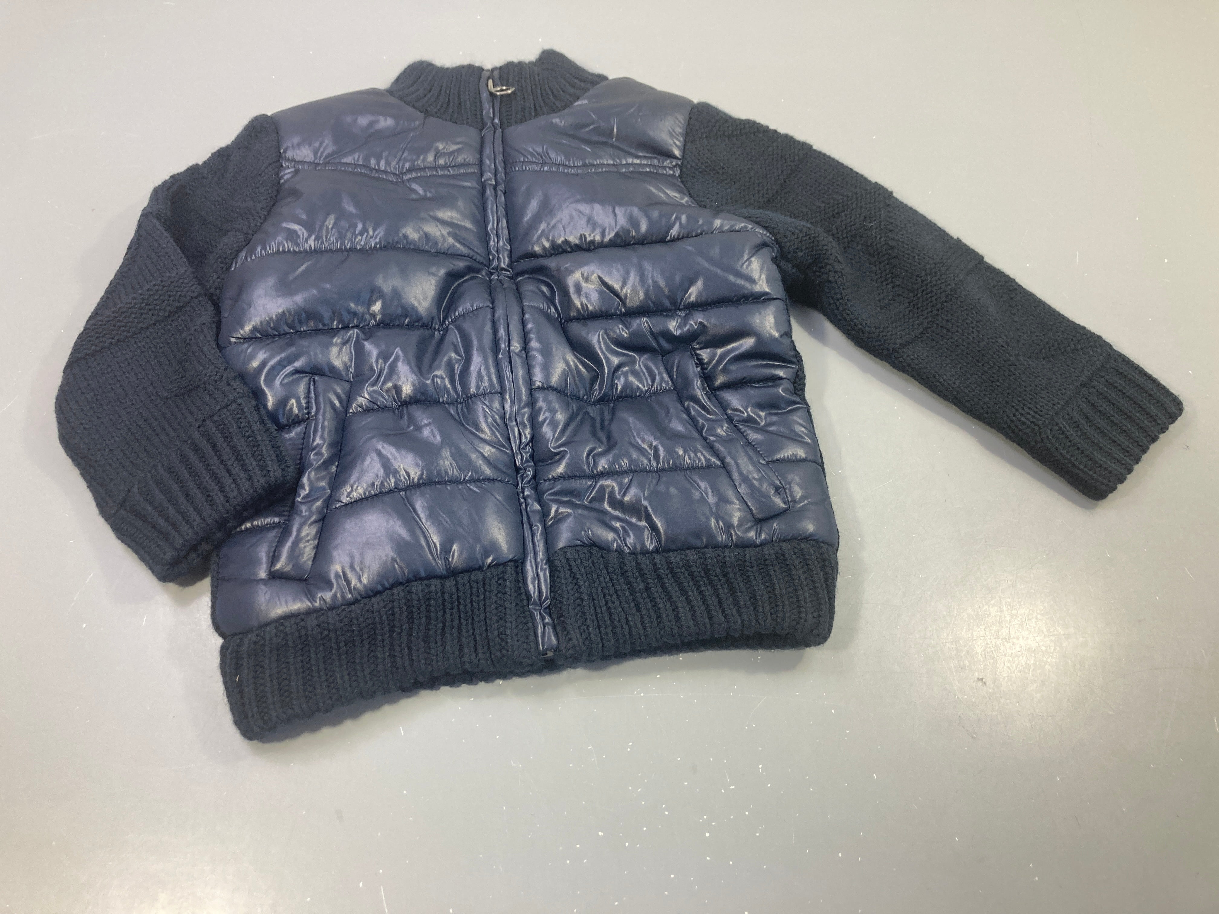 Veste bi-matièr matellassée/ en maille  bleu marine
