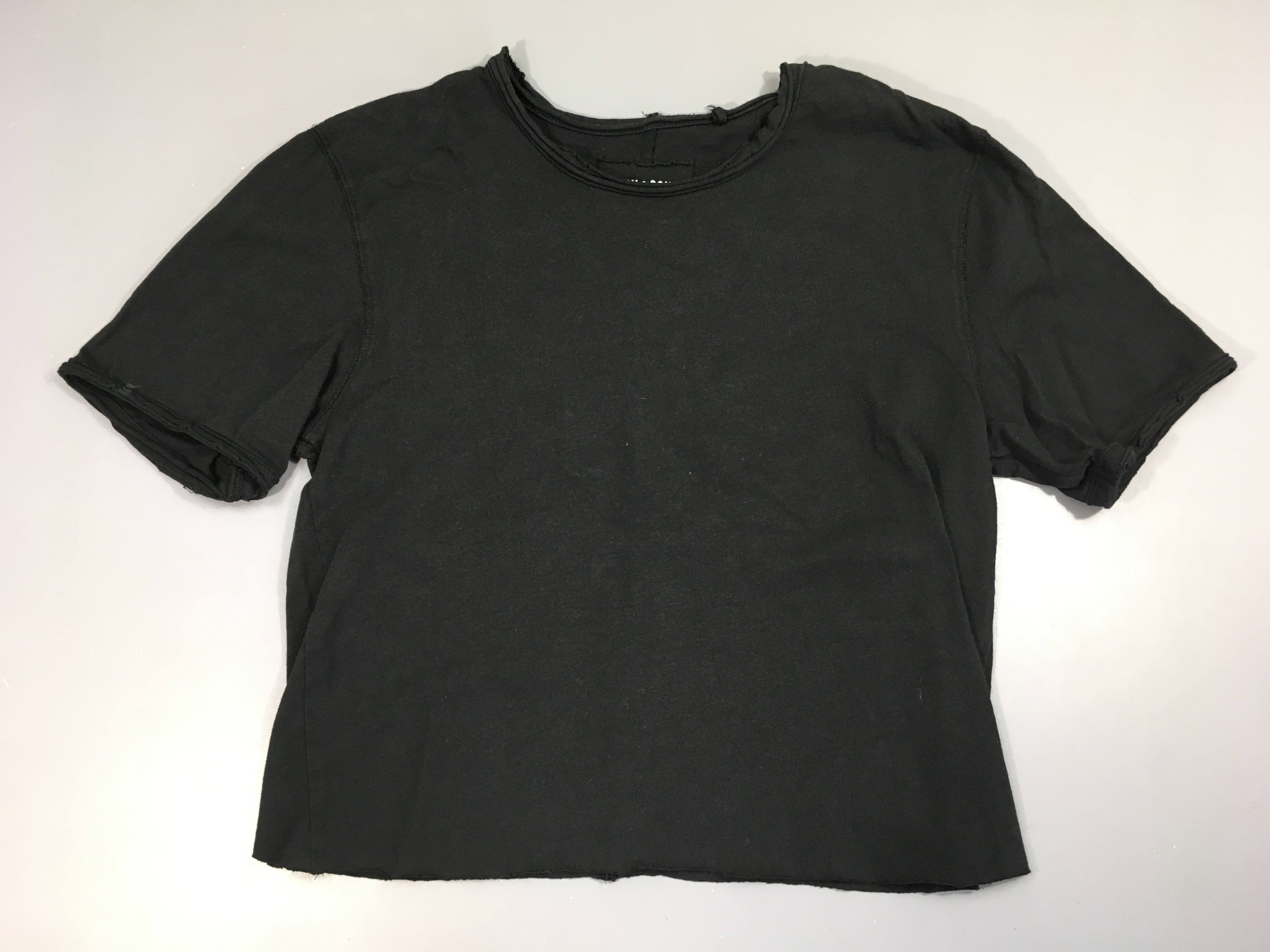 T-shirt m.c noir effet découpé