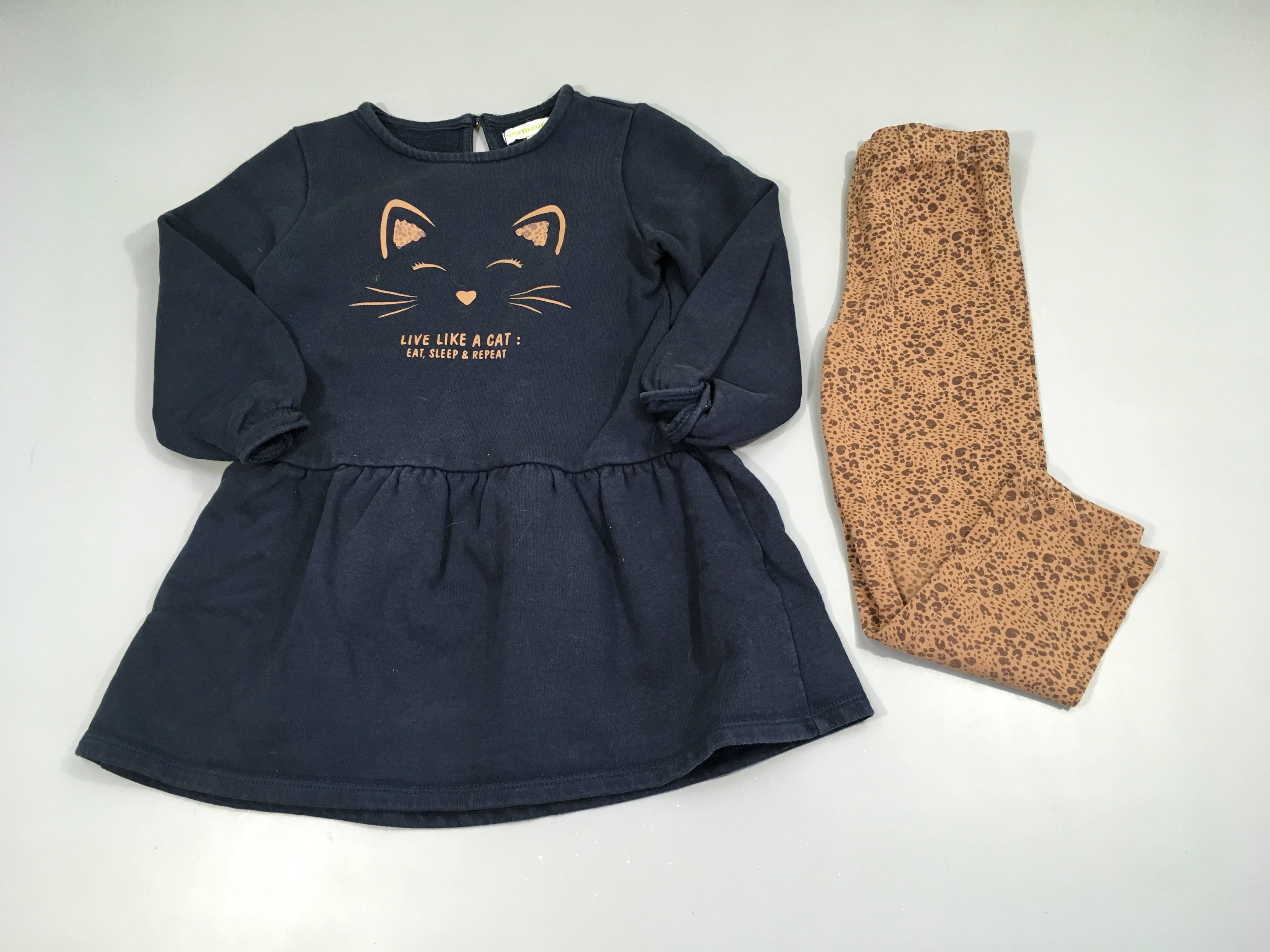 Robe m.l molletonBody m.chat + Legging