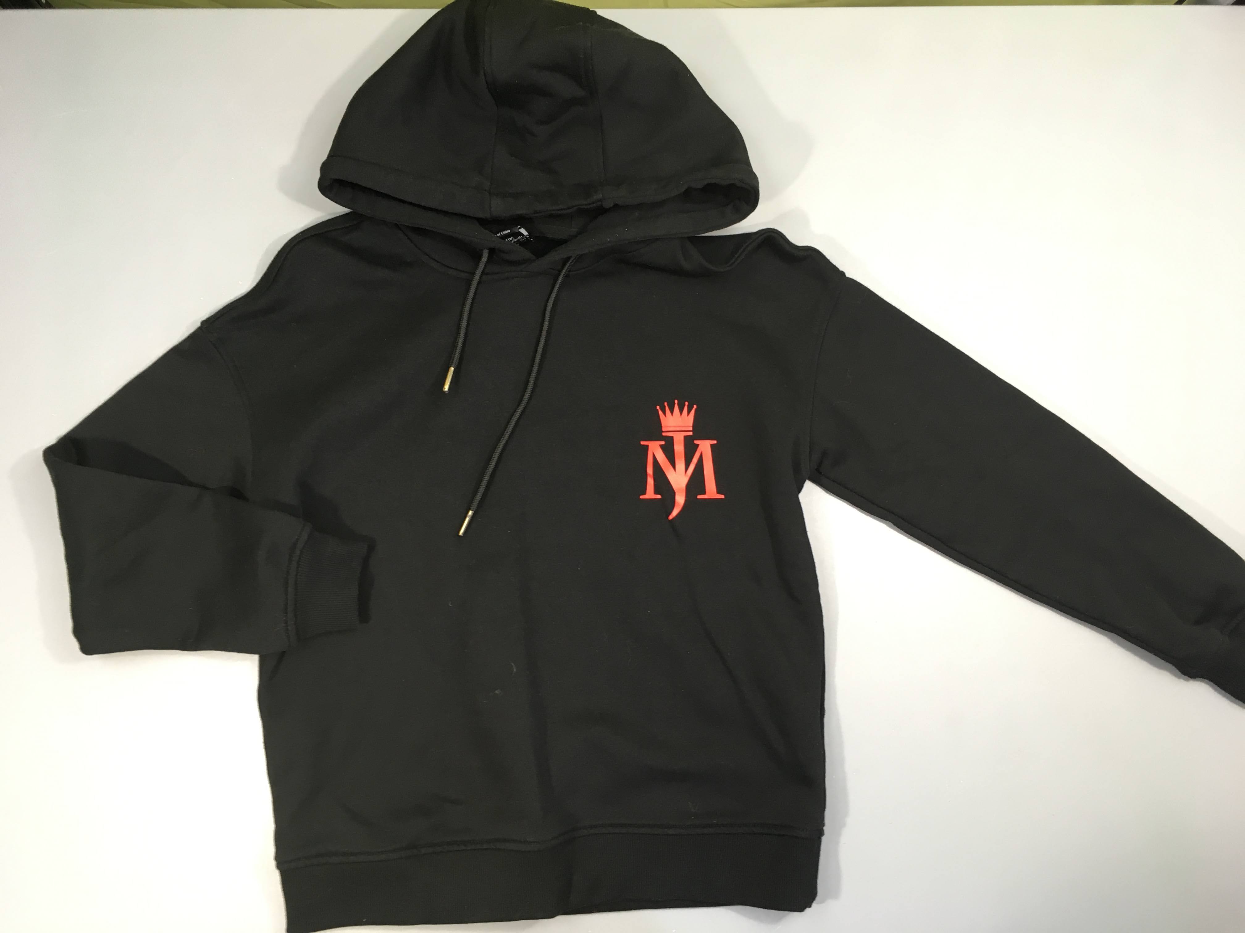 Sweat noir à capuche MJ