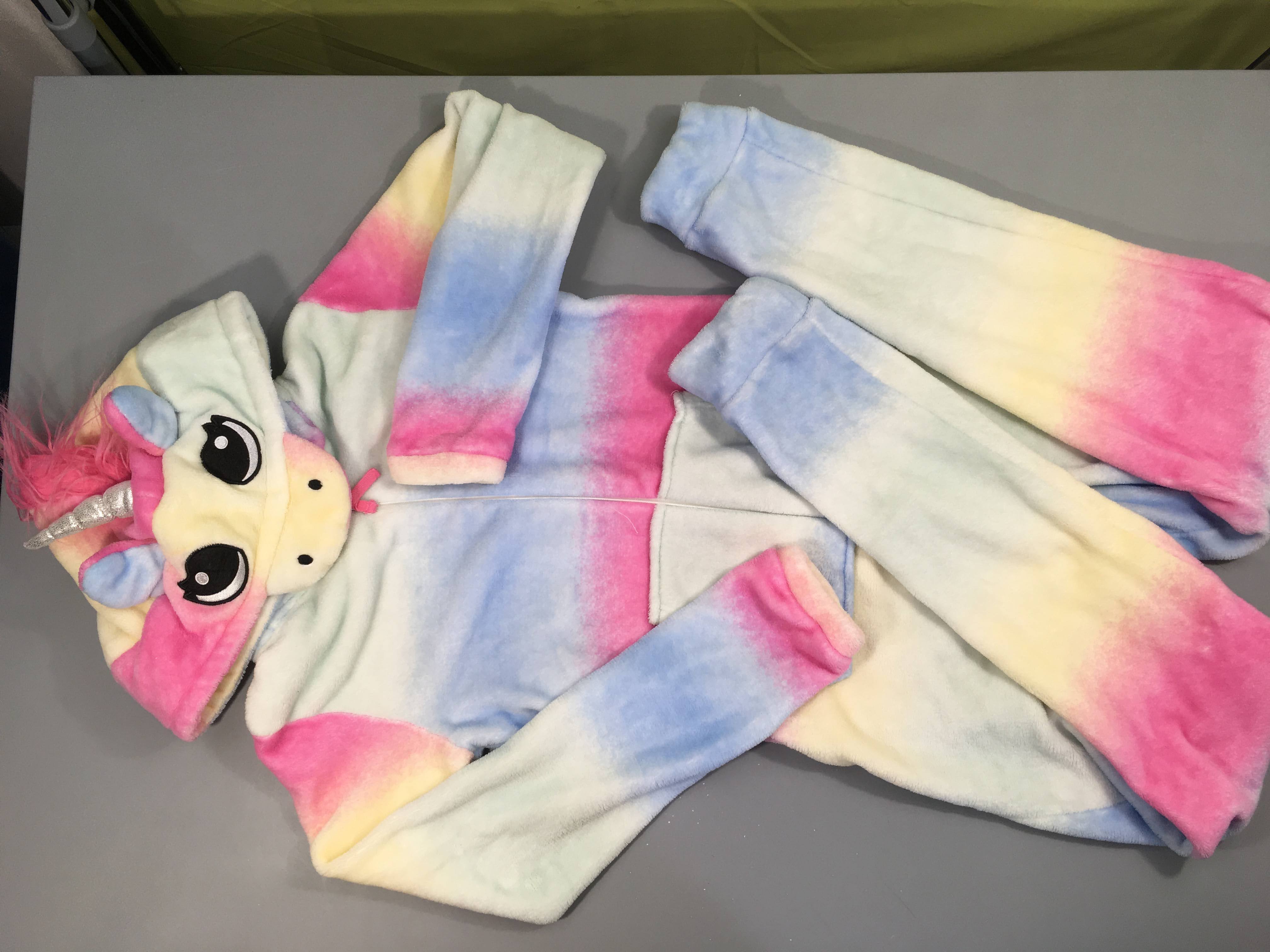 Combinaison velours zippée multicolore à capuche licorne