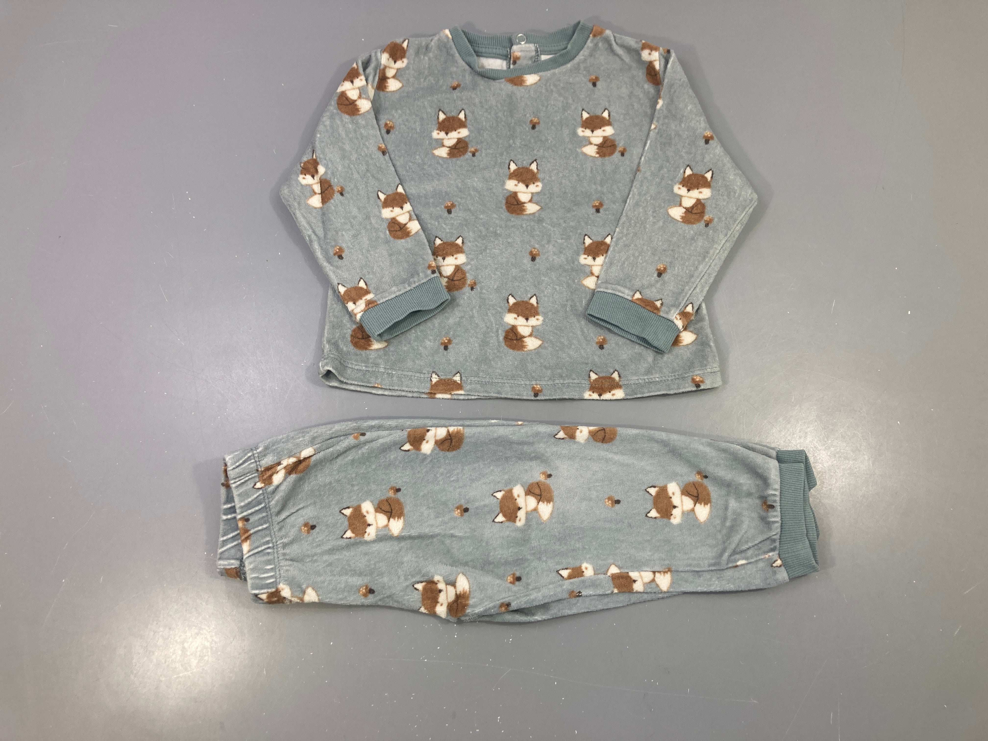 Pyjama 2pcs velours vert gris renards champignons
