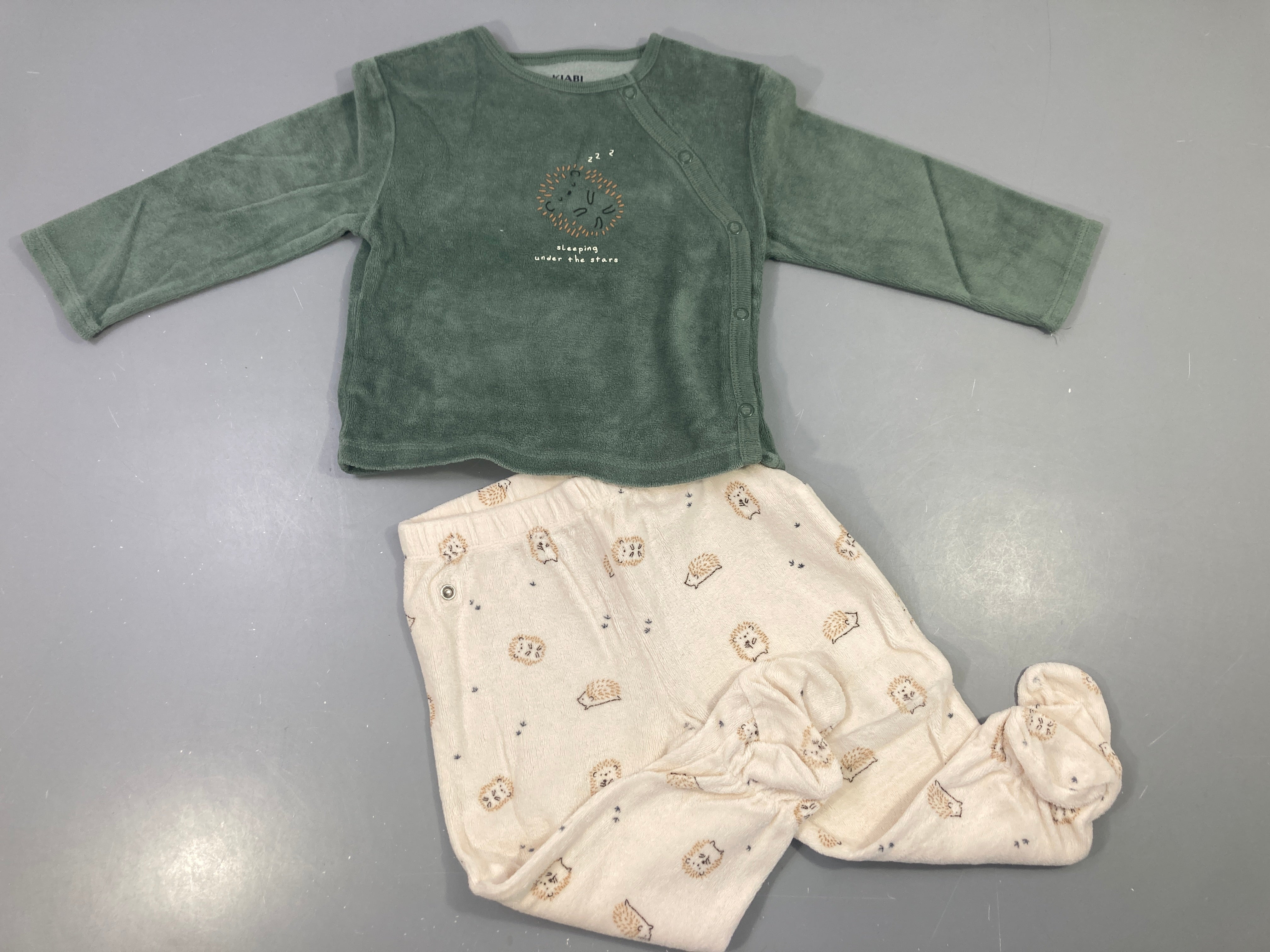 Pyjama 2pcs velours vert sauge écru hérisson sleeping stars