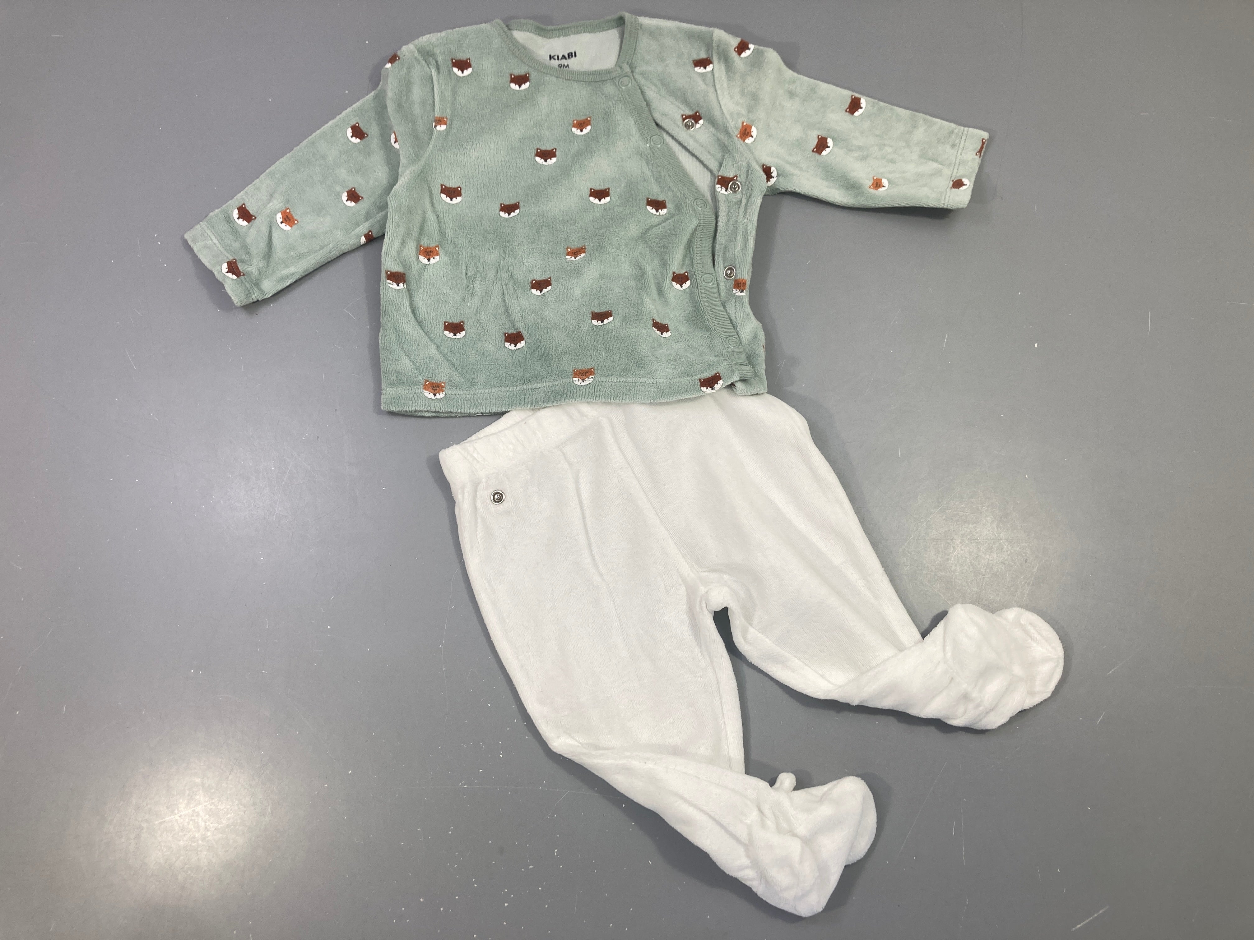 Pyjama 2pcs velours vert sauge blanc têtes renards
