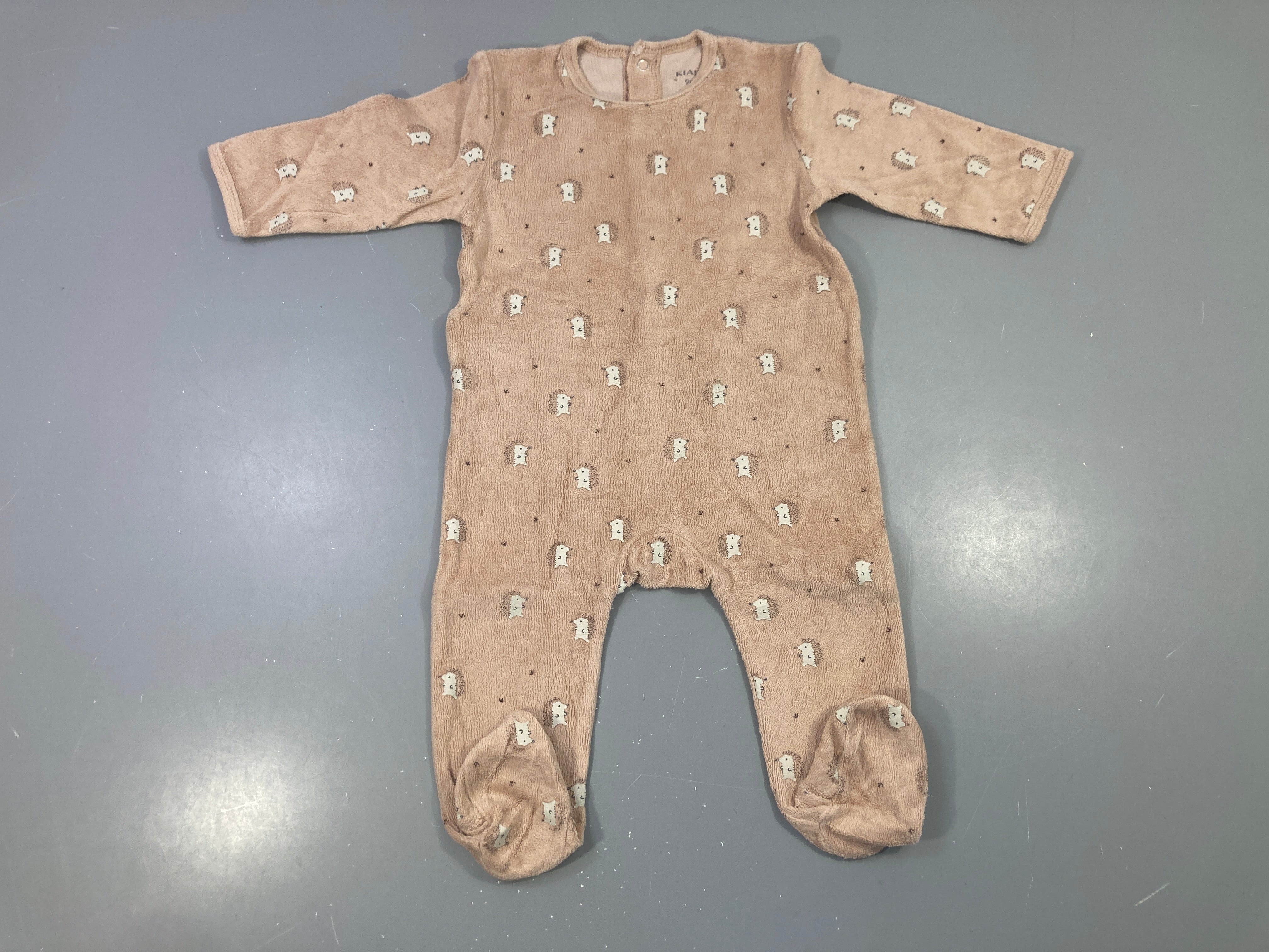 Pyjama velours beige hérissons