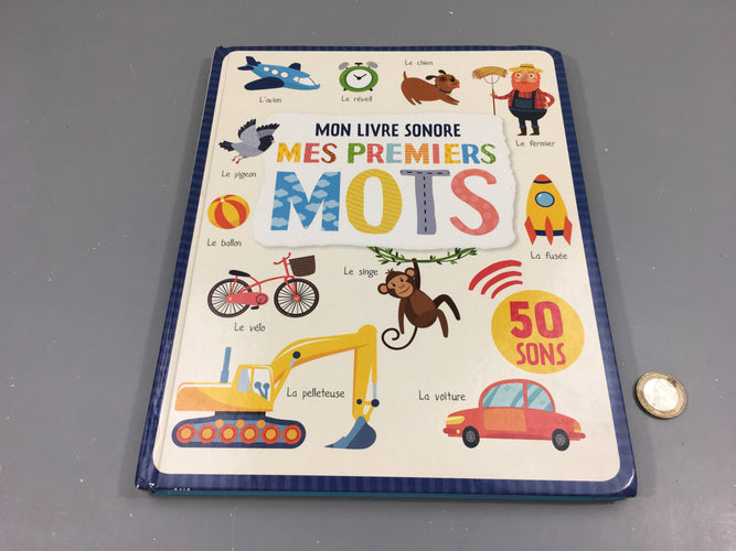 Mon livre sonore mes premiers mots, piles à remplacer non testé, couverture un peu cornée, moins cher chez Petit Kiwi