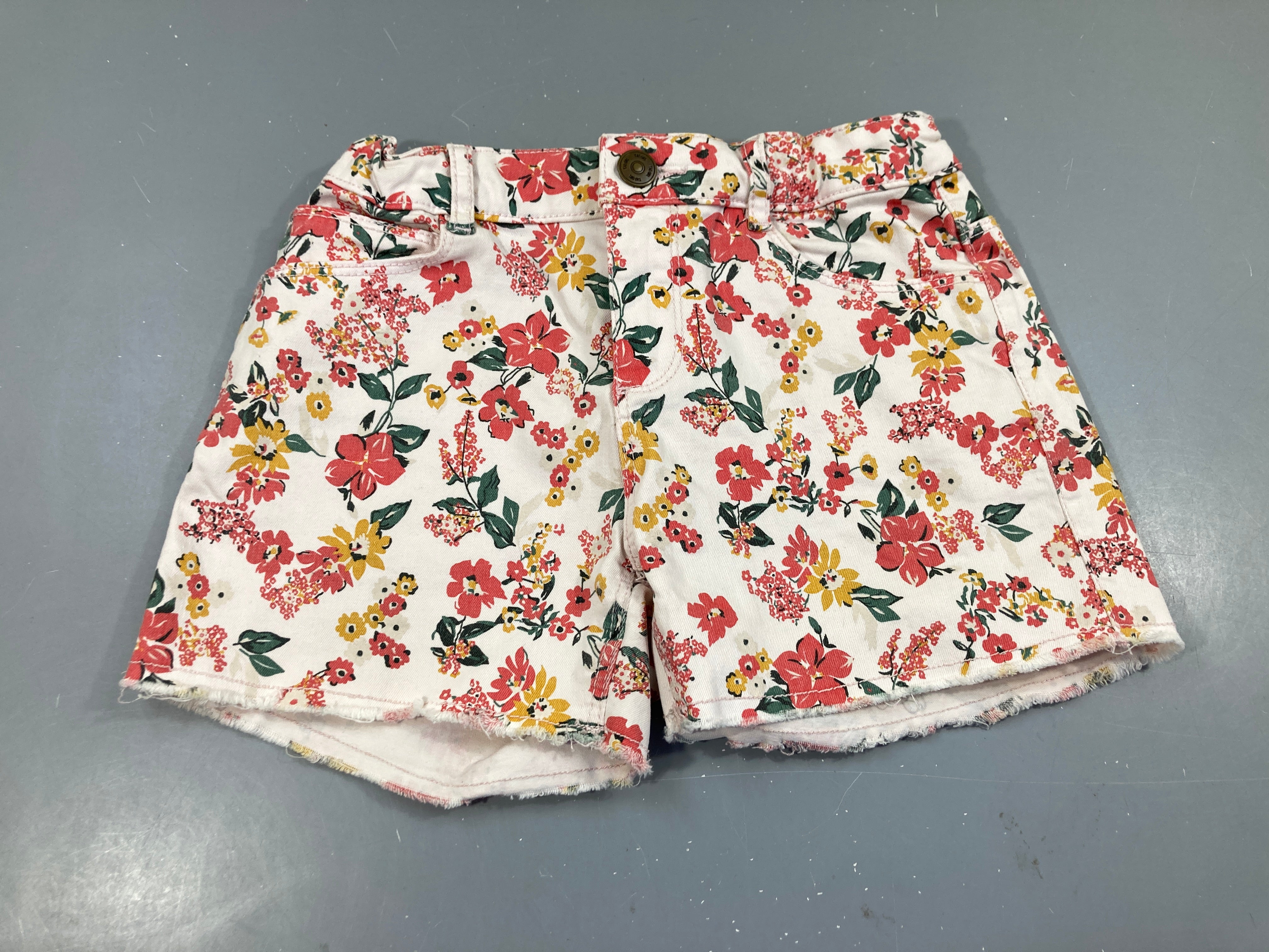 Short blanc fleurs
