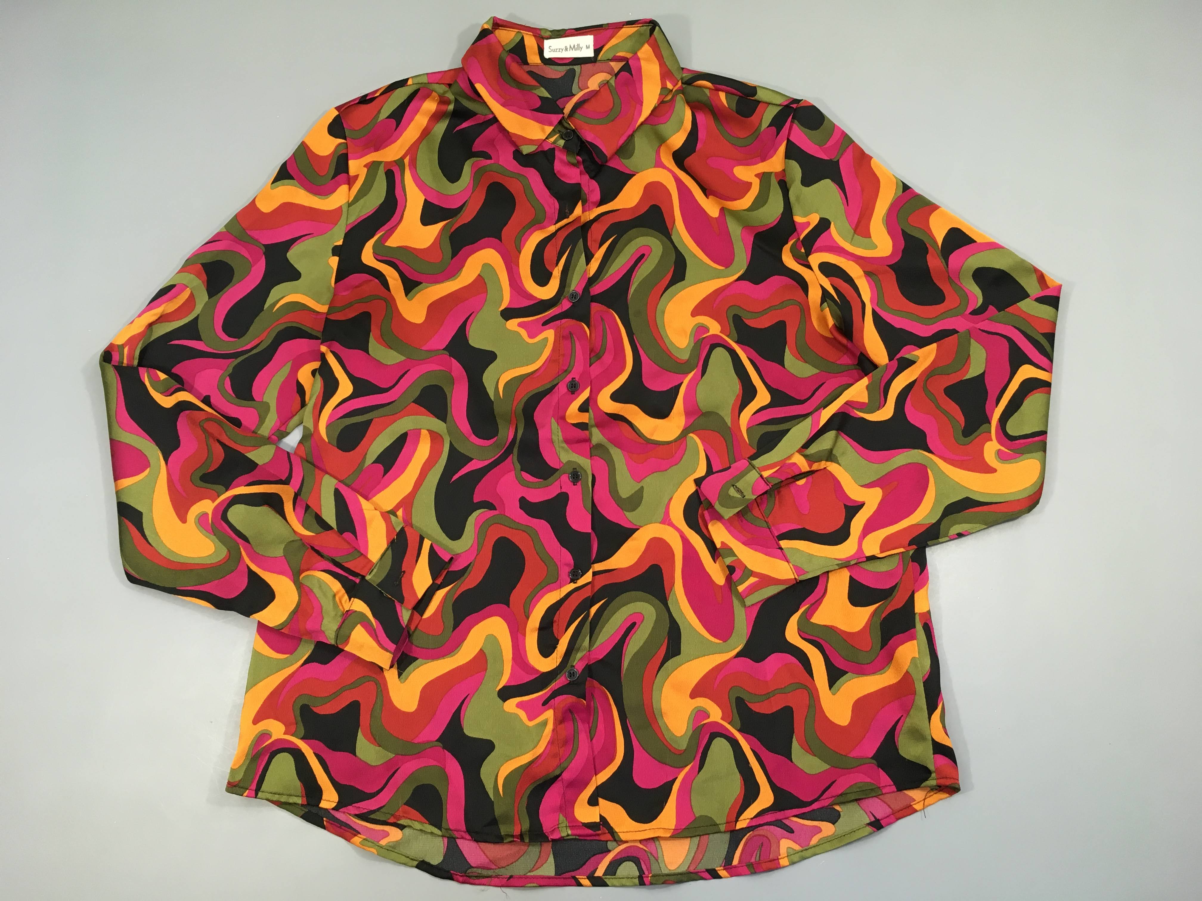 Chemisier satiné m.l motifs multicolores, petite tache à l'avant poitrine à relaver