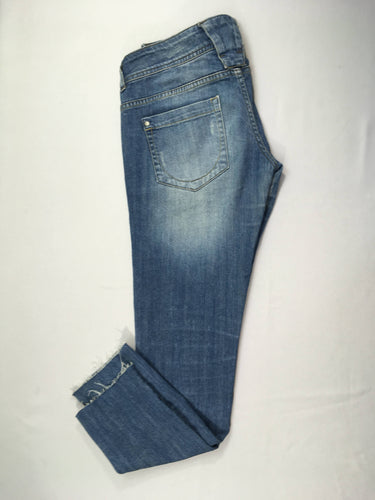 Bershka jeans taille basse effet effiloché, T38, moins cher chez Petit Kiwi
