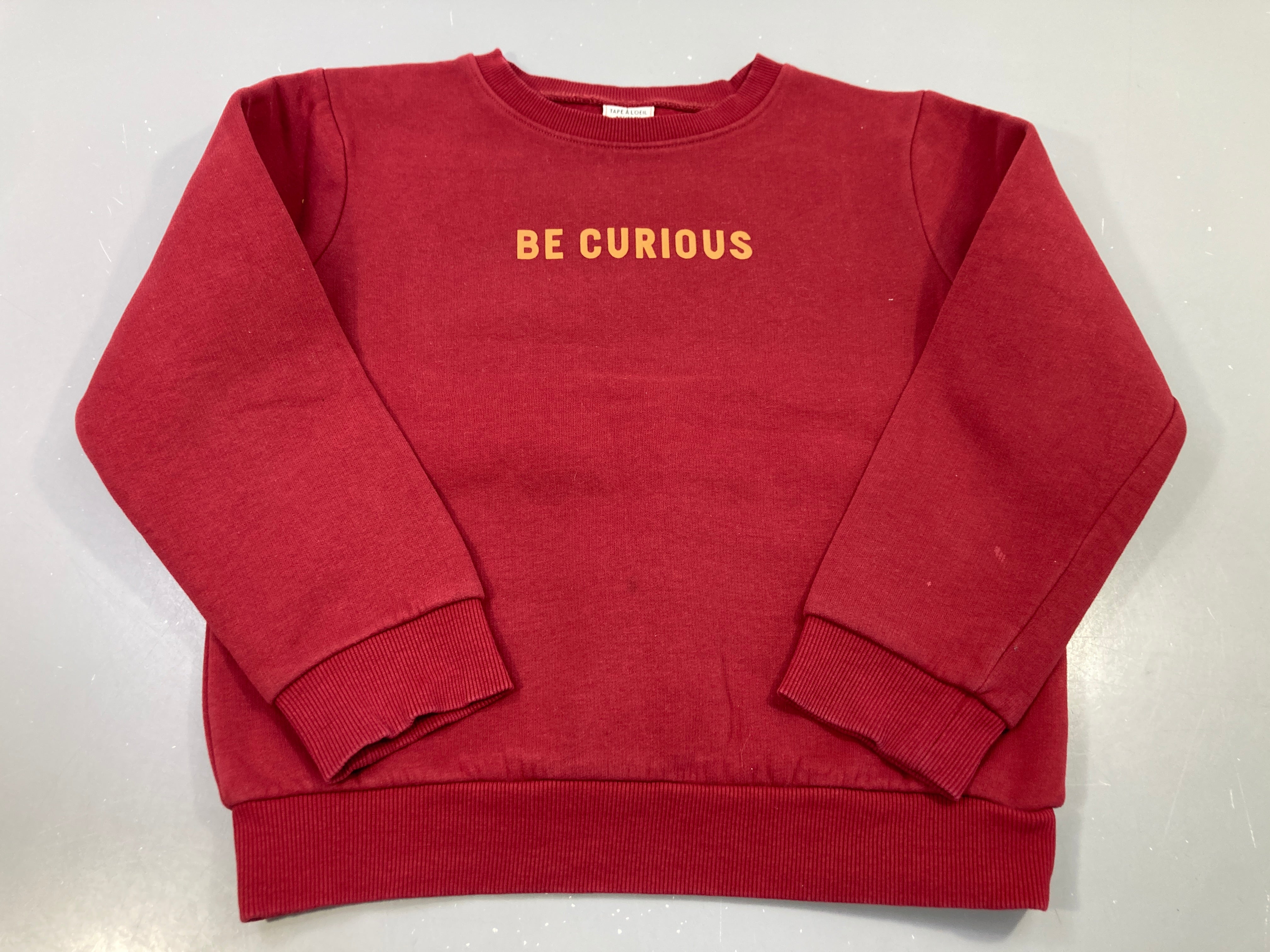 Sweat bordeaux imprimé Be Curious, Tape à l'oeil