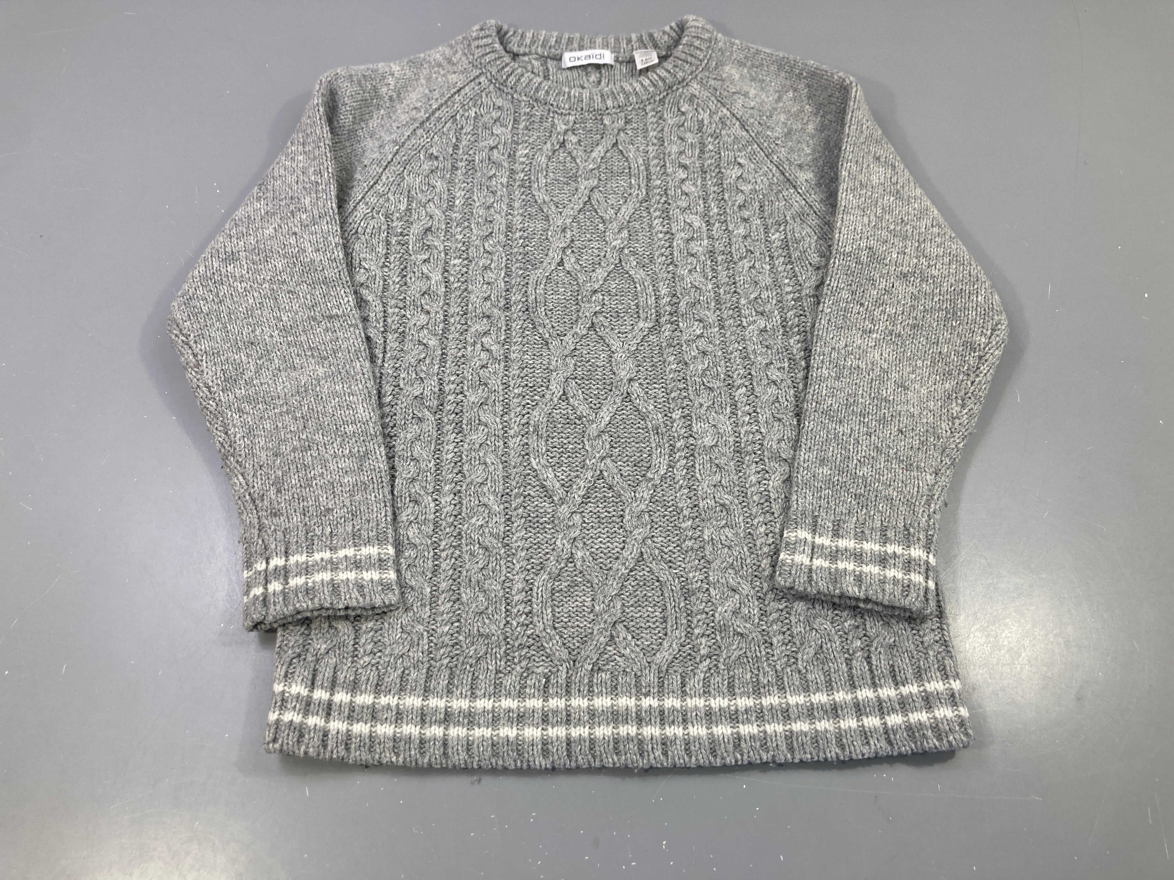 Pull gris chiné torsadé rayé blanc
