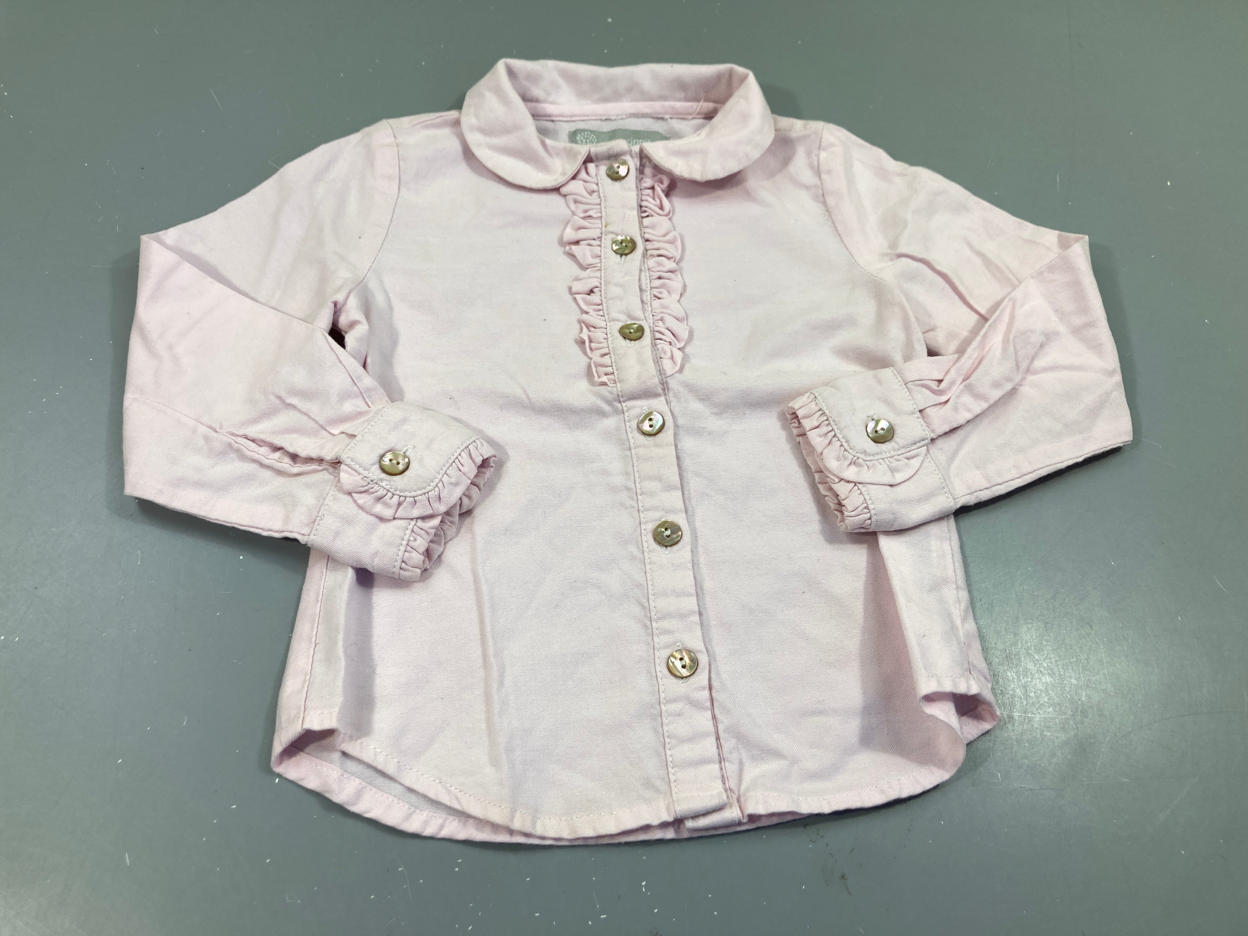 Chemisier ml rose froufrous, petite tache à l'avant, BBS