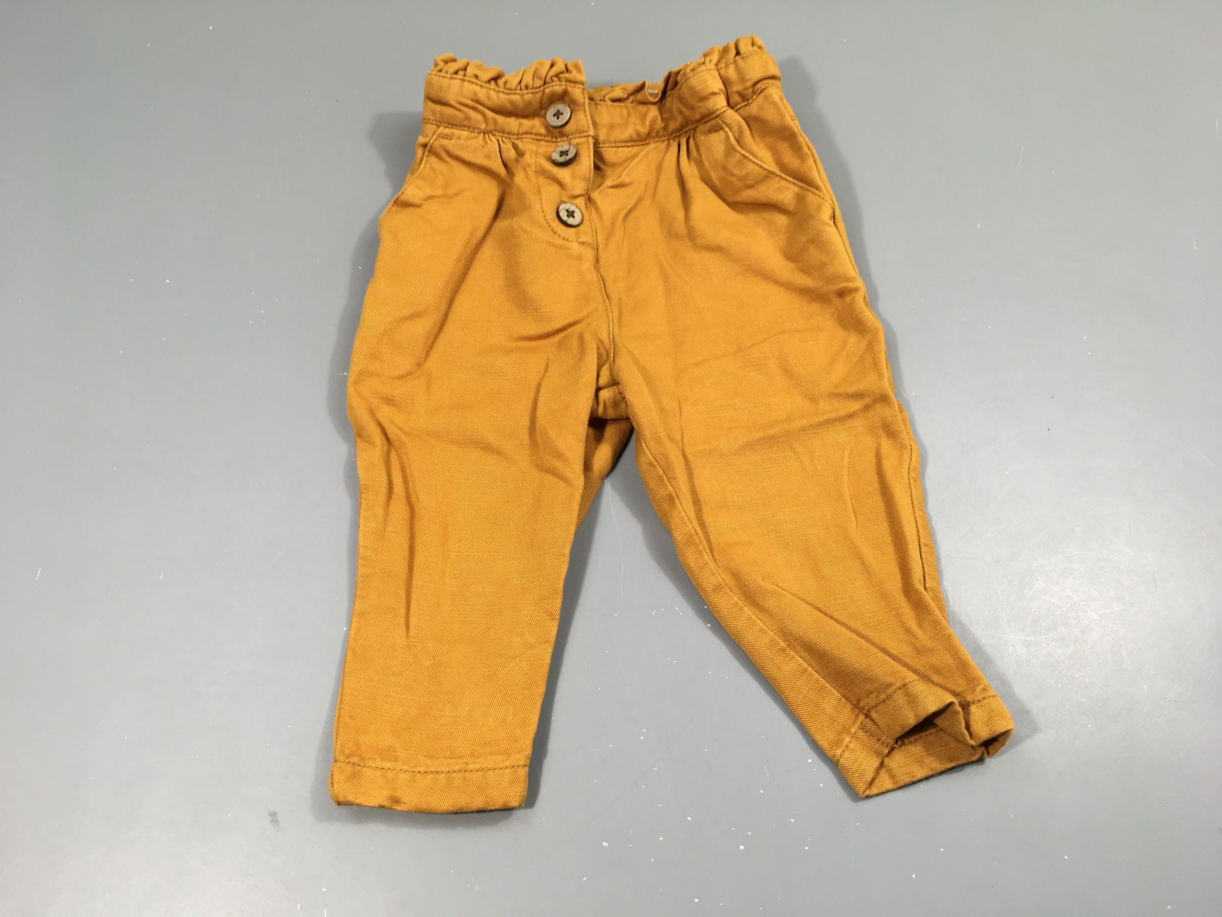 Pantalon jaune moutarde , 3 boutons