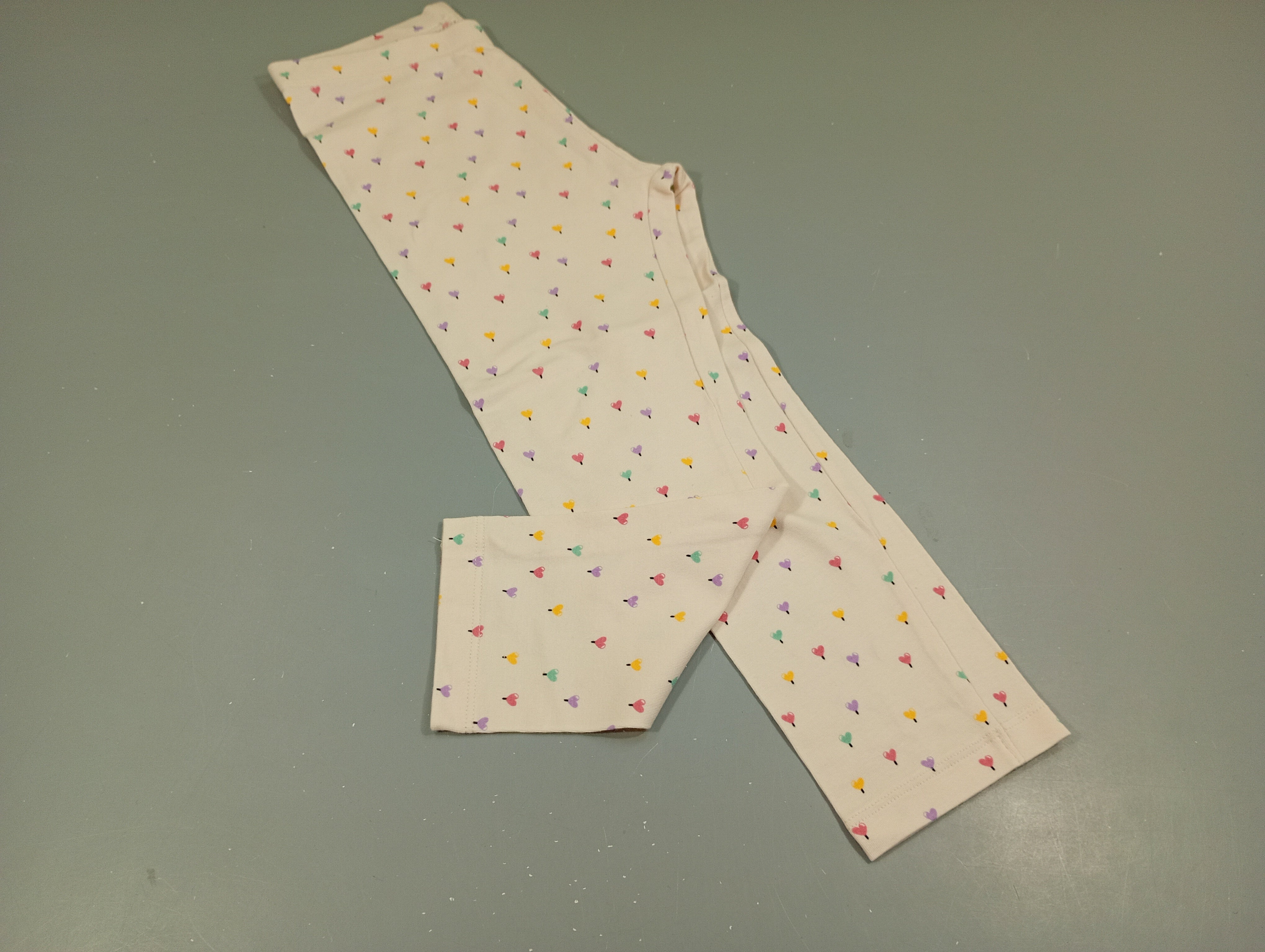 Legging écru, coeurs de couleurs