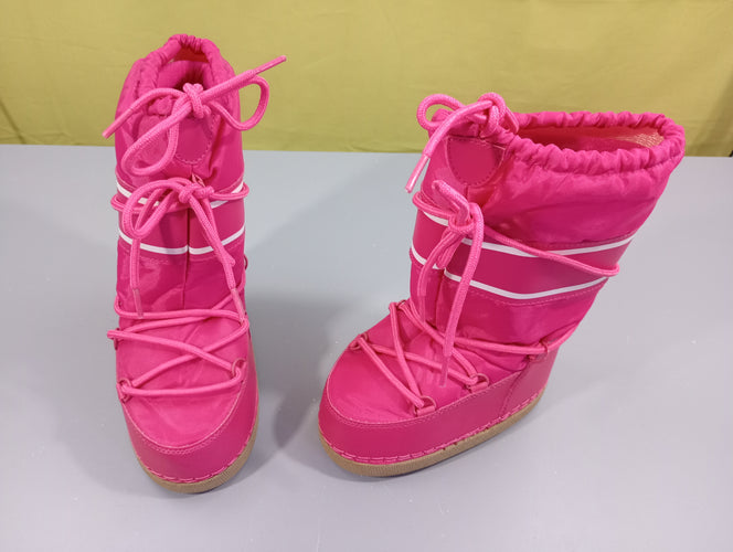 Etat neuf Moonboot bottes de neige rose et blanc 31/32, moins cher chez Petit Kiwi