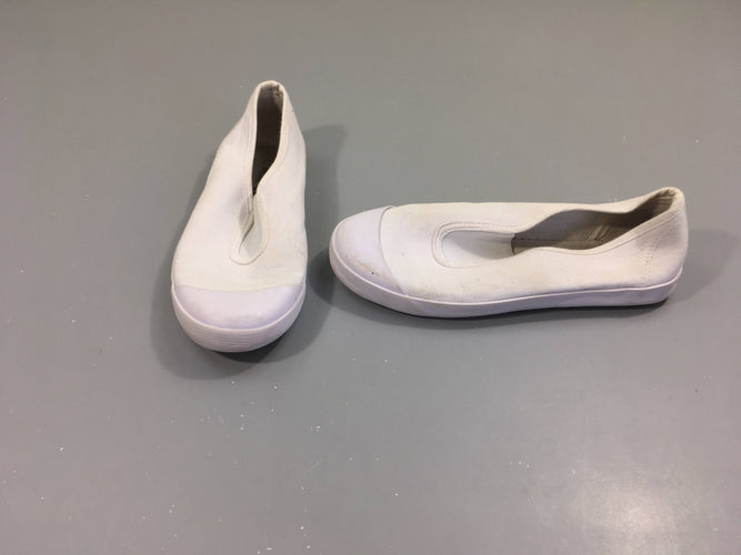 Sandales de Gym blanches, moins cher chez Petit Kiwi