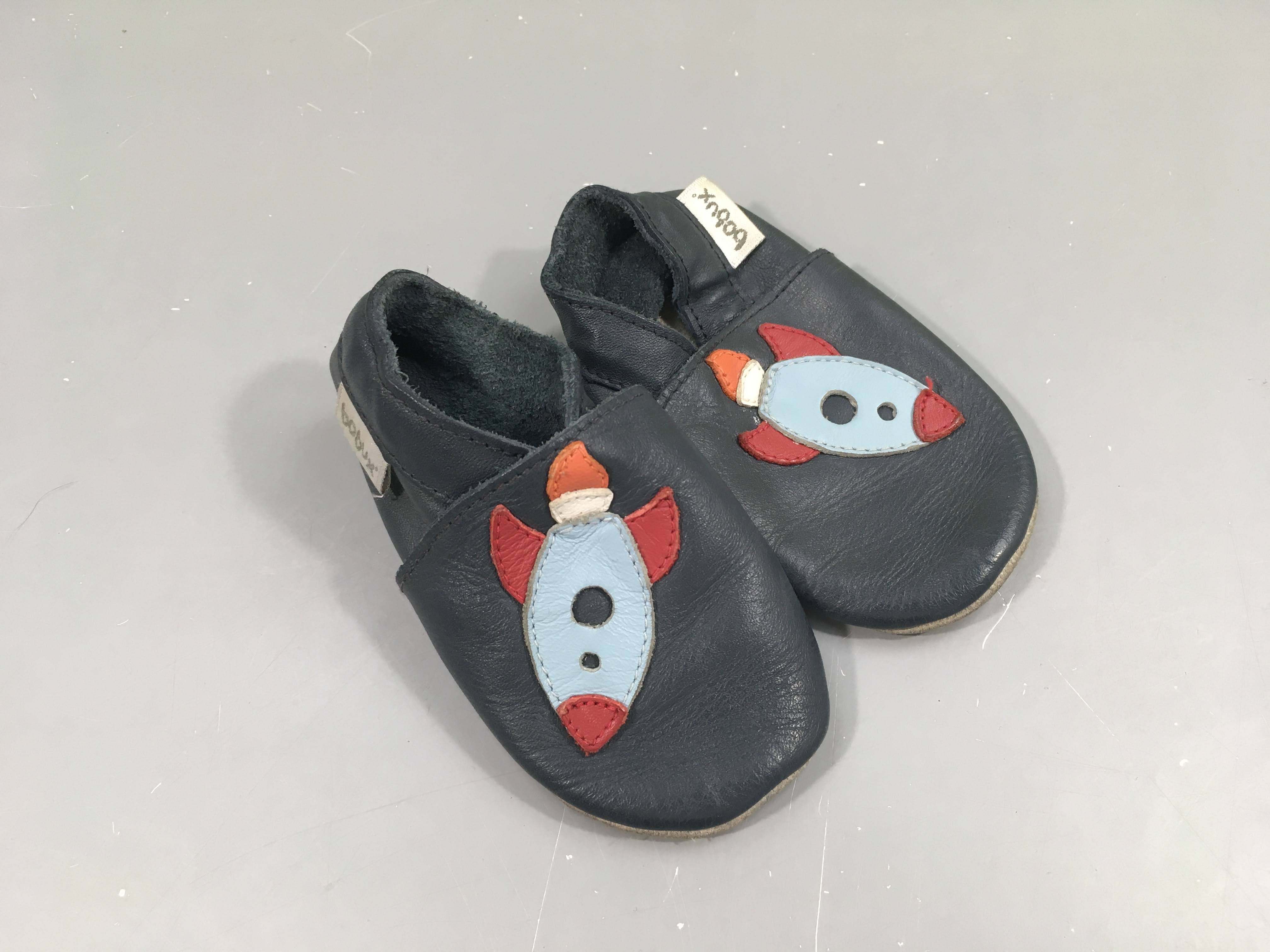 Chaussons cuir bleu marine fusée, S, 3-9m